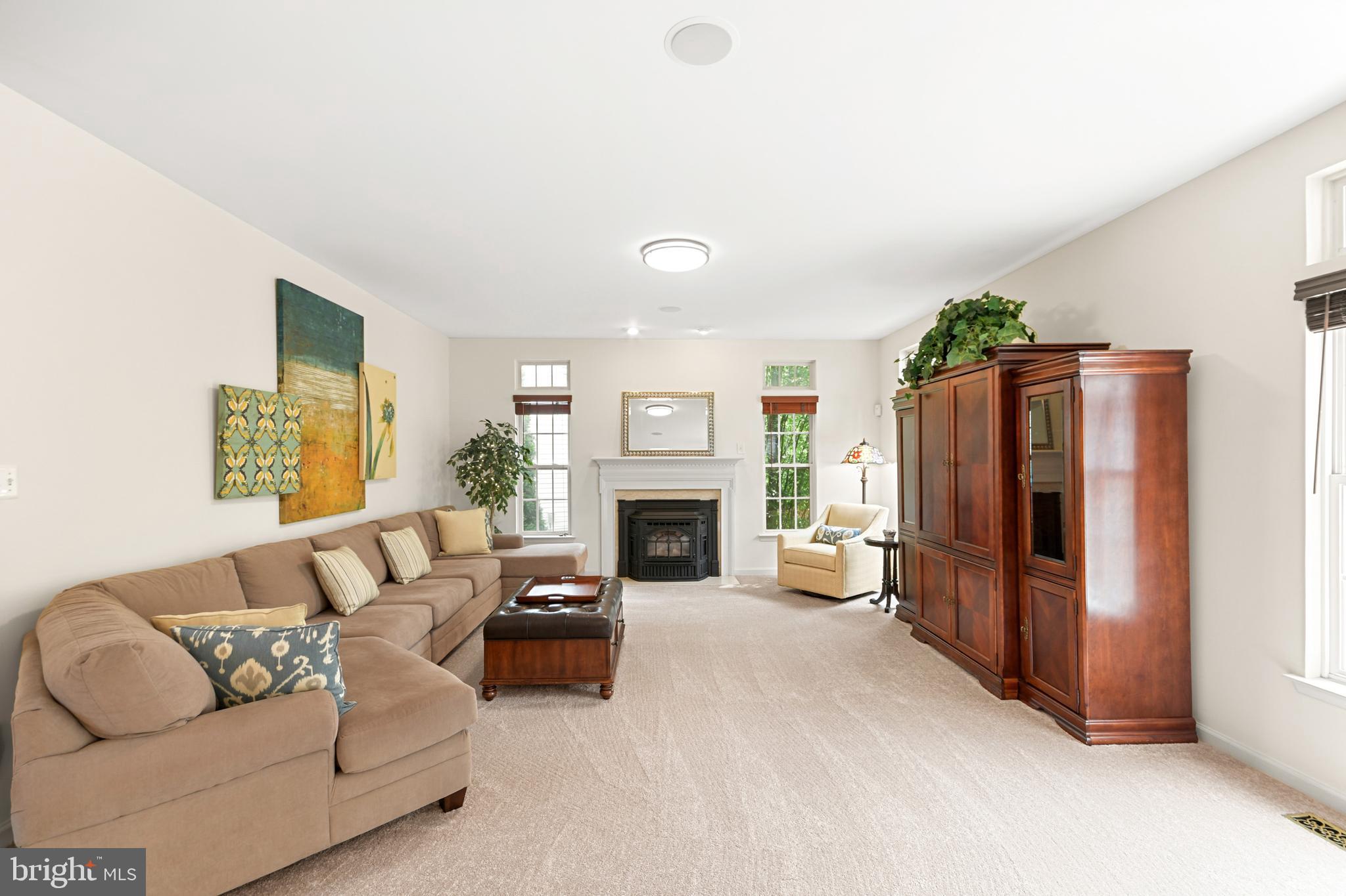 GALYN MANOR - Residential