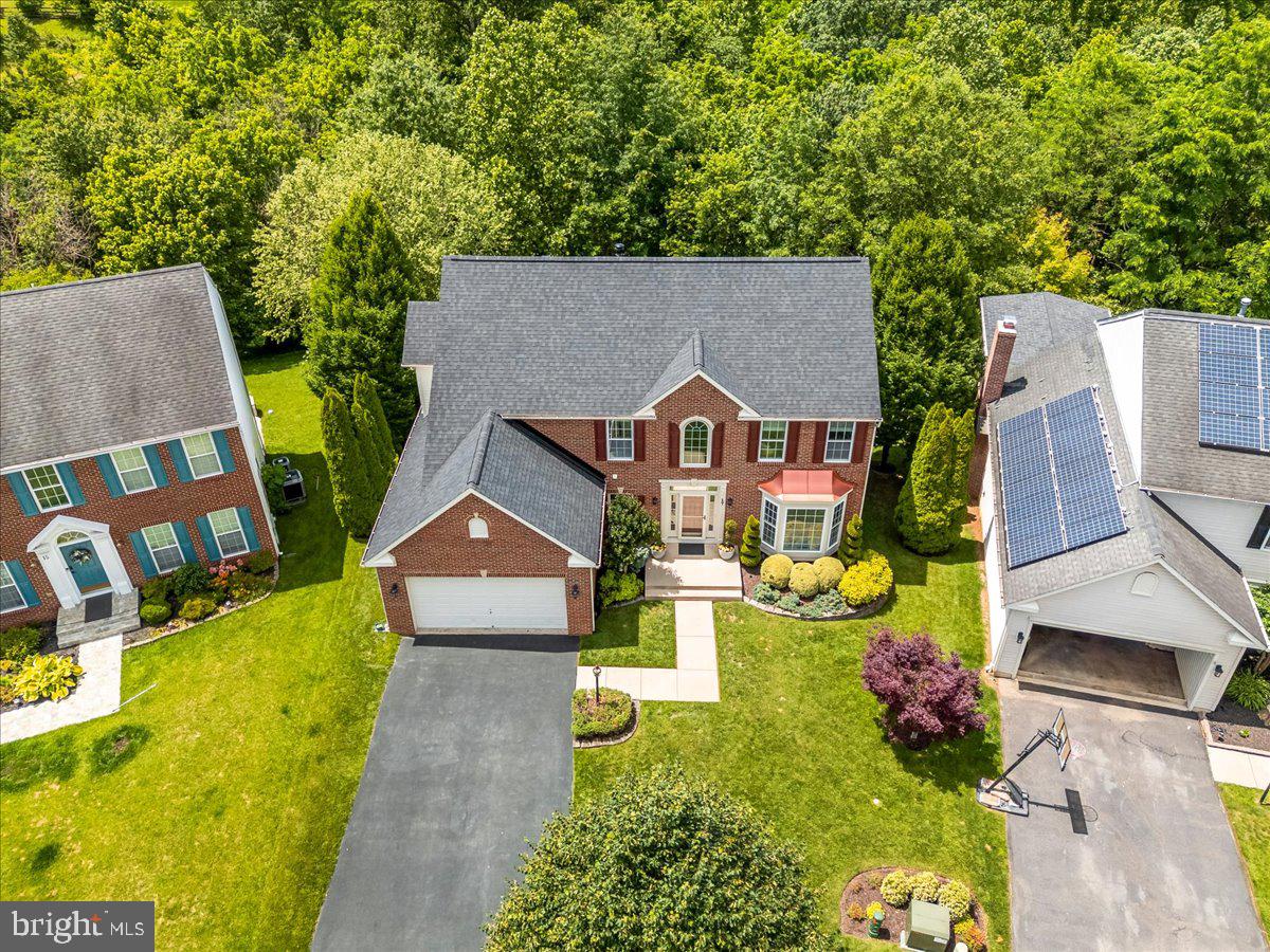 GALYN MANOR - Residential