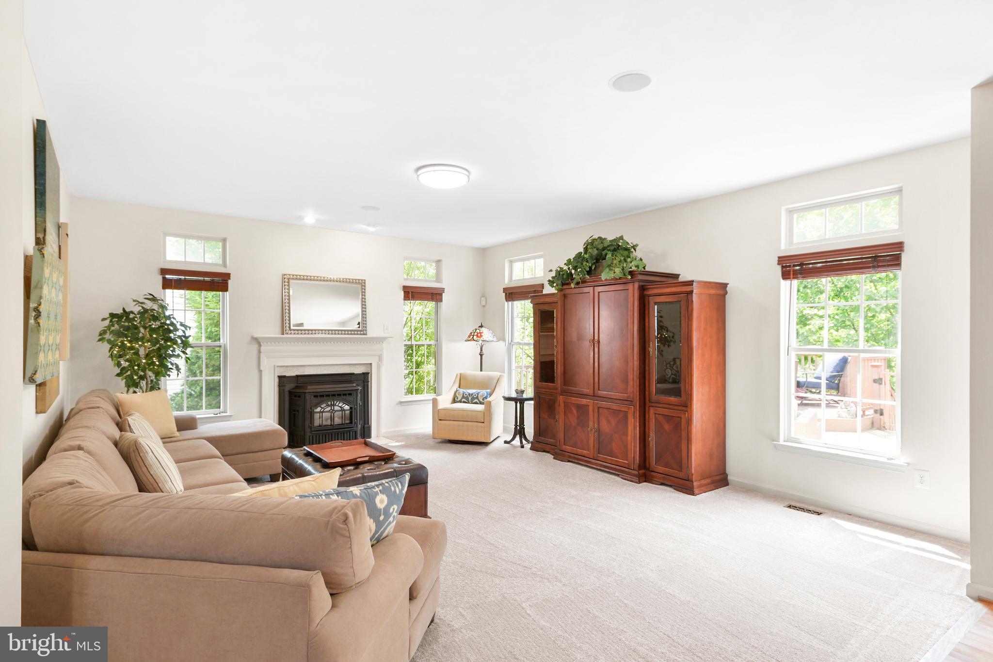 GALYN MANOR - Residential