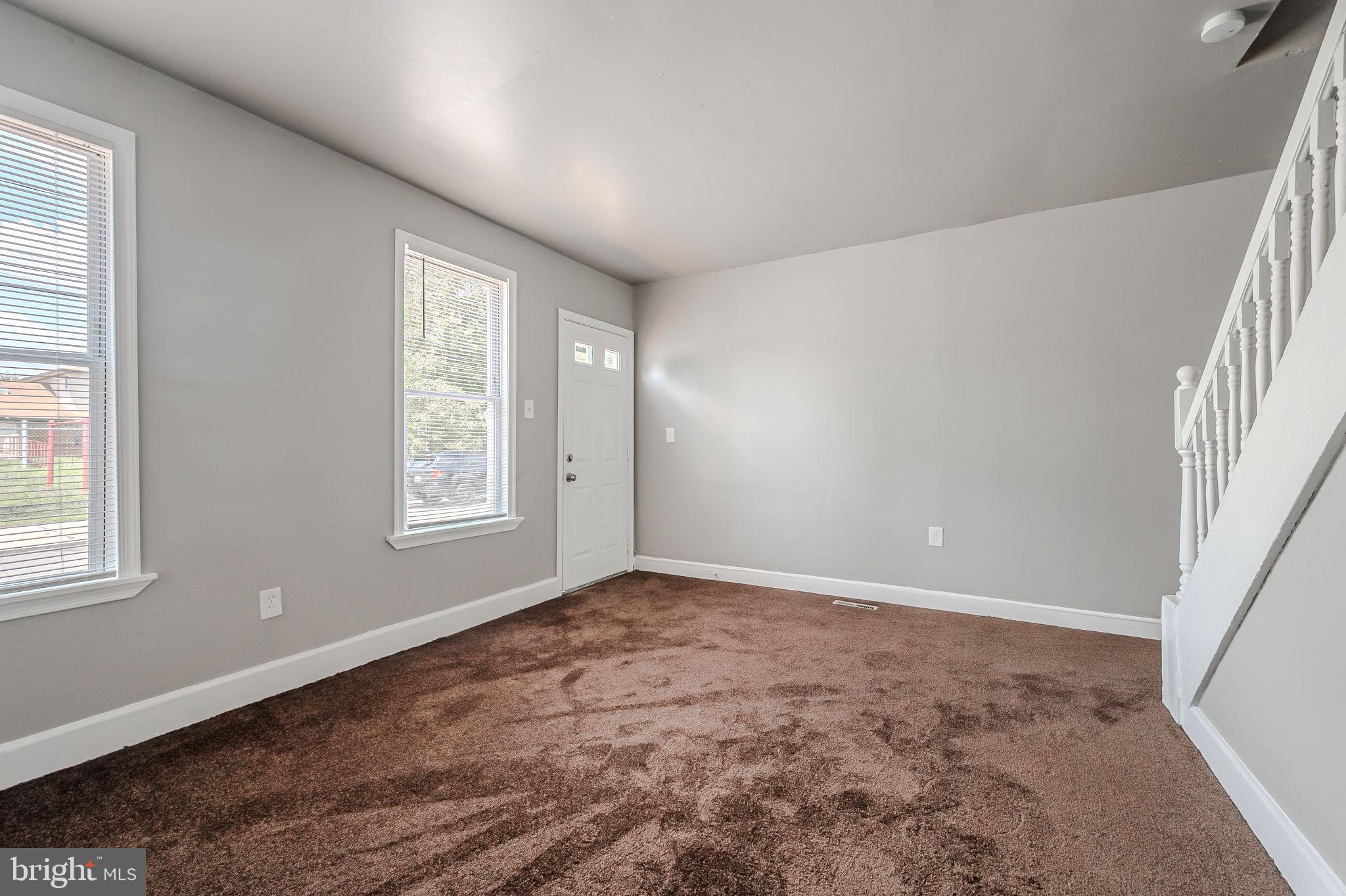 338 S CLAYMONT STREET