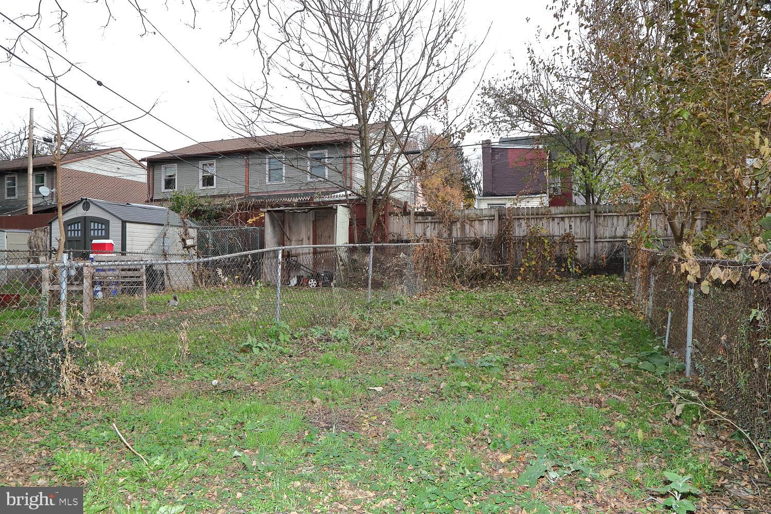 LANCASTER - Residential