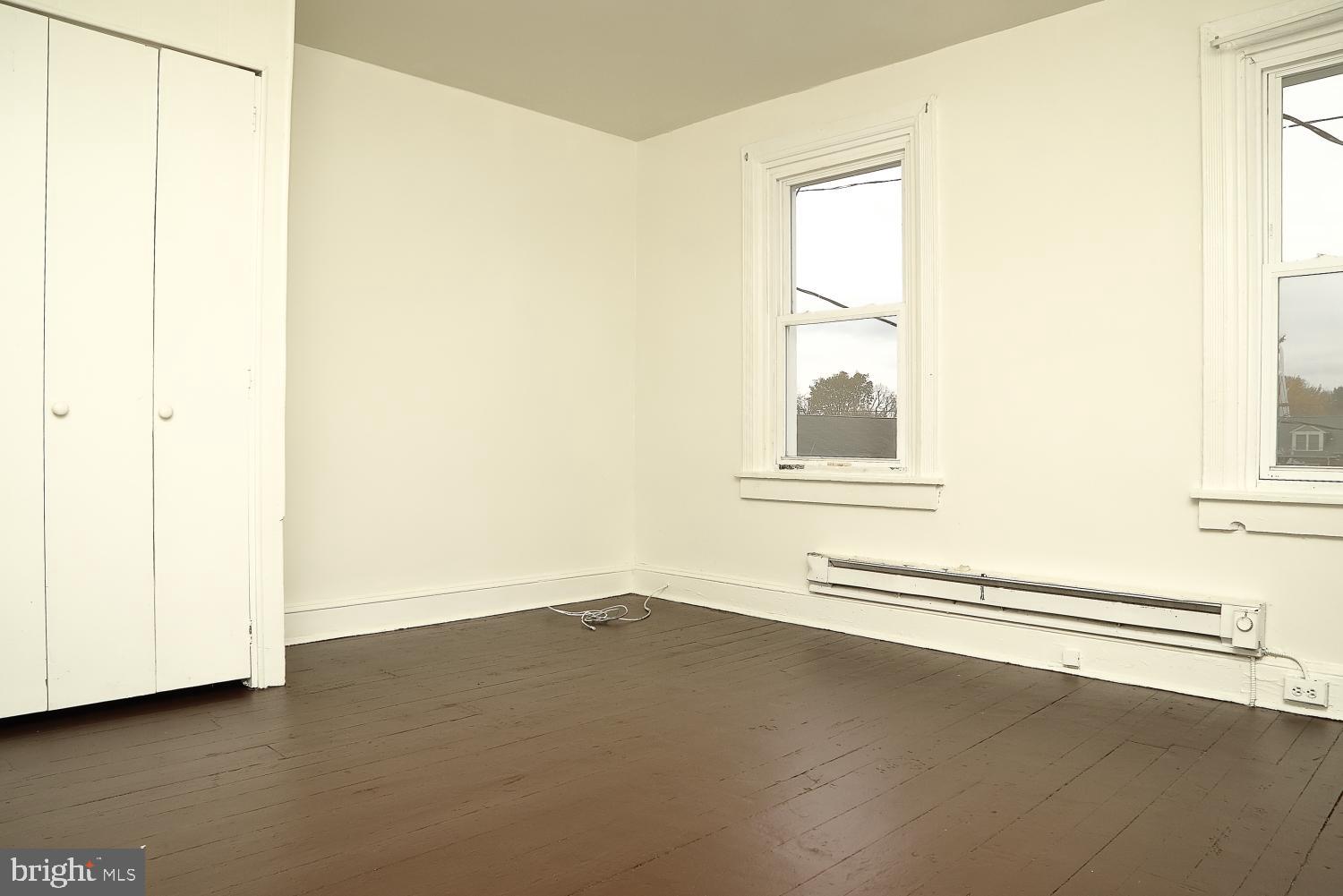 LANCASTER - Residential