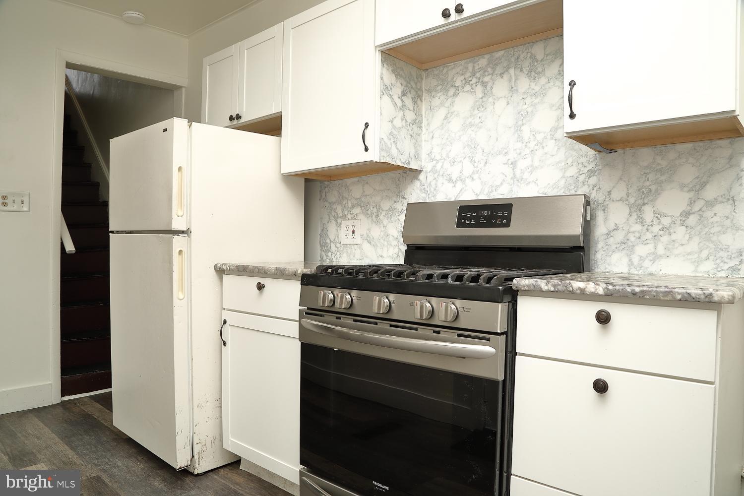 LANCASTER - Residential