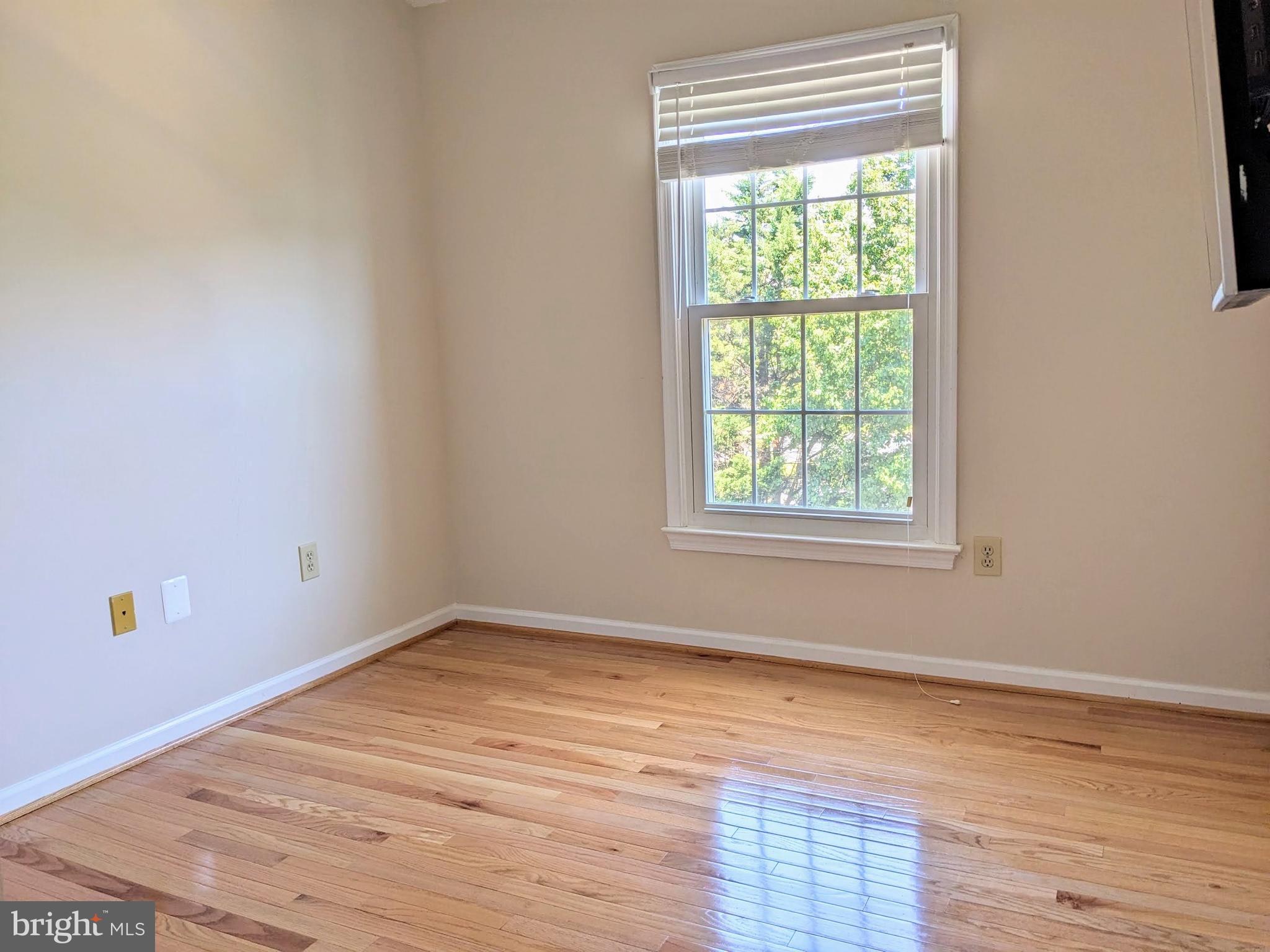 FAIRLAND TOWNS - Residential Lease