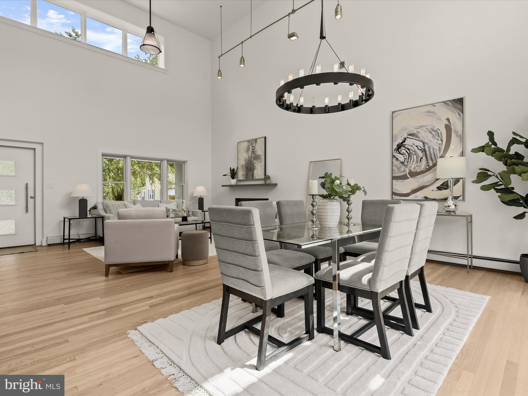 CLARENDON - Residential