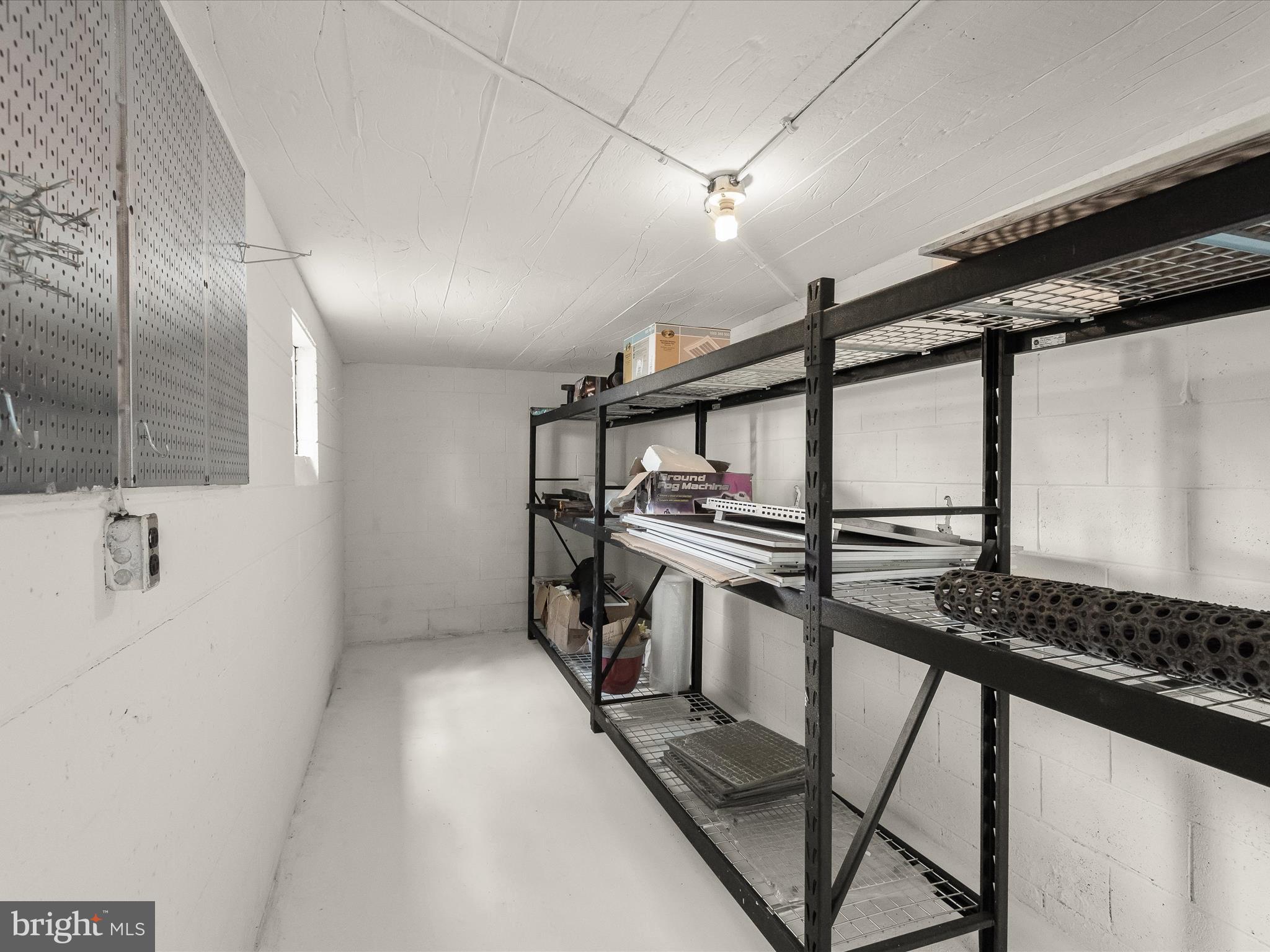 CLARENDON - Residential