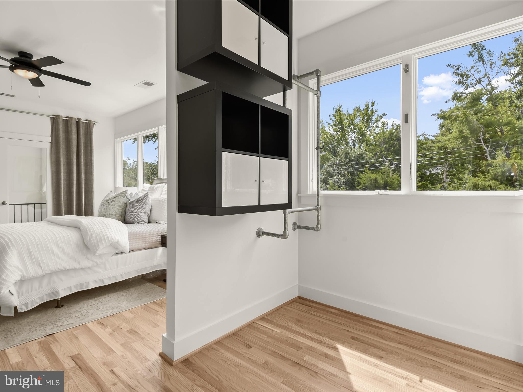 CLARENDON - Residential