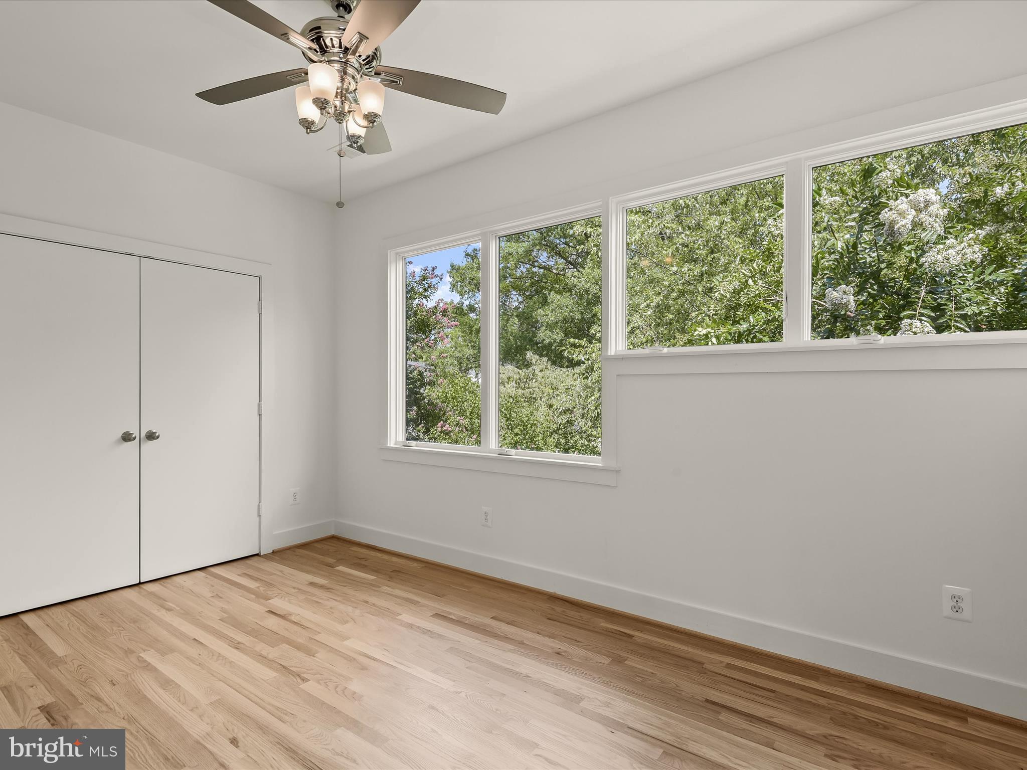 CLARENDON - Residential