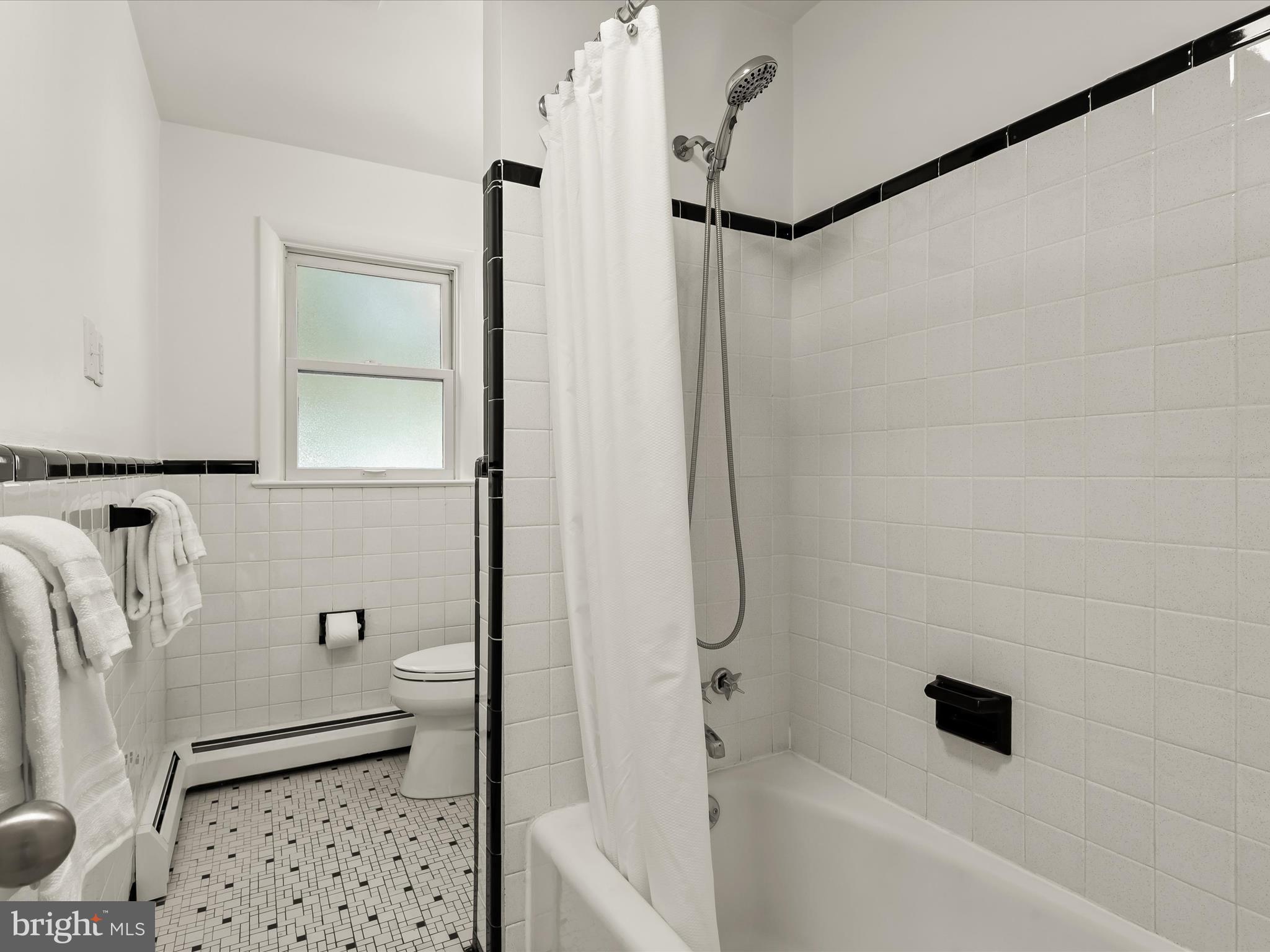 CLARENDON - Residential