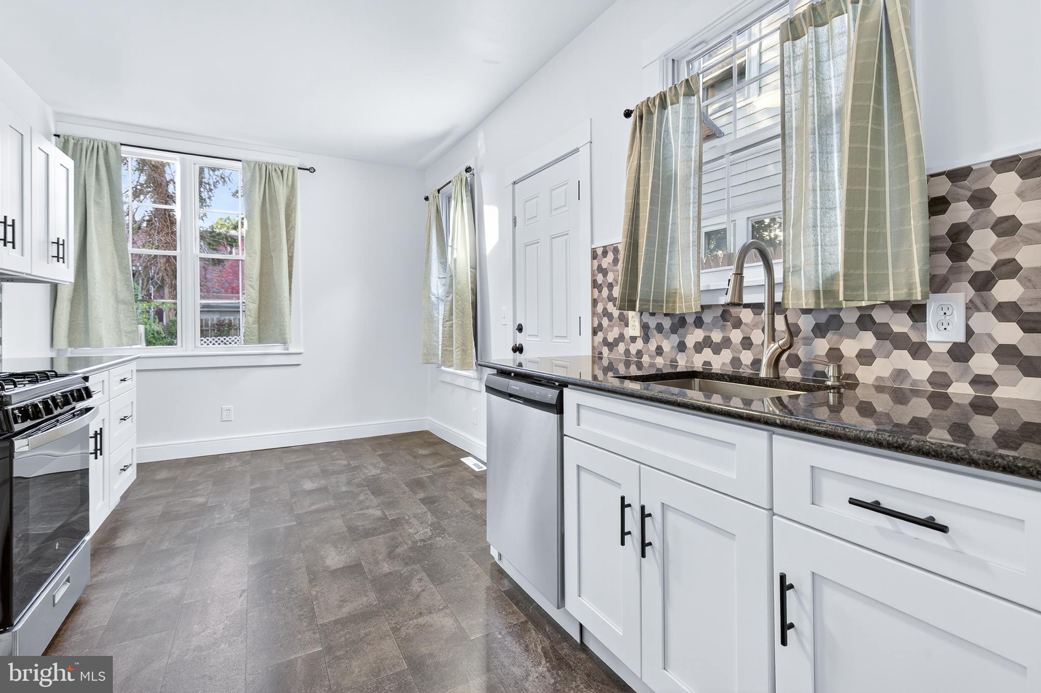 SOWE NEIGHBORHOOD / CABBAGE HILL - Residential