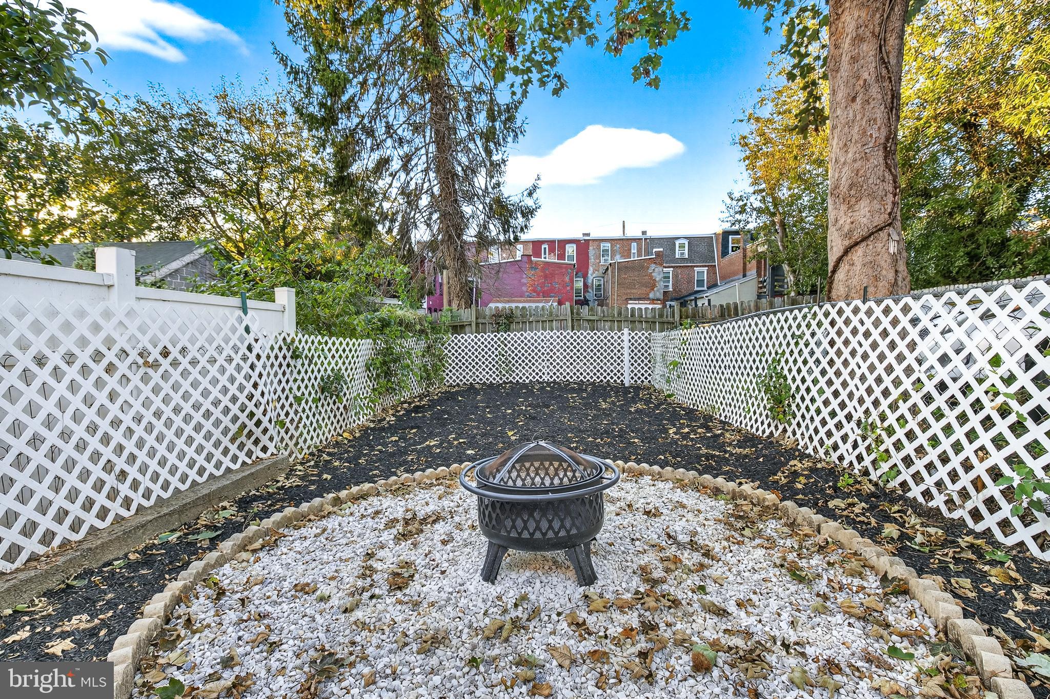 SOWE NEIGHBORHOOD / CABBAGE HILL - Residential