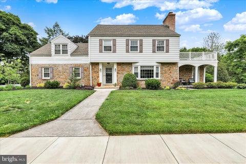 Photo of 425 E College Avenue, ELIZABETHTOWN, PA 17022 (MLS # PALA2089808)