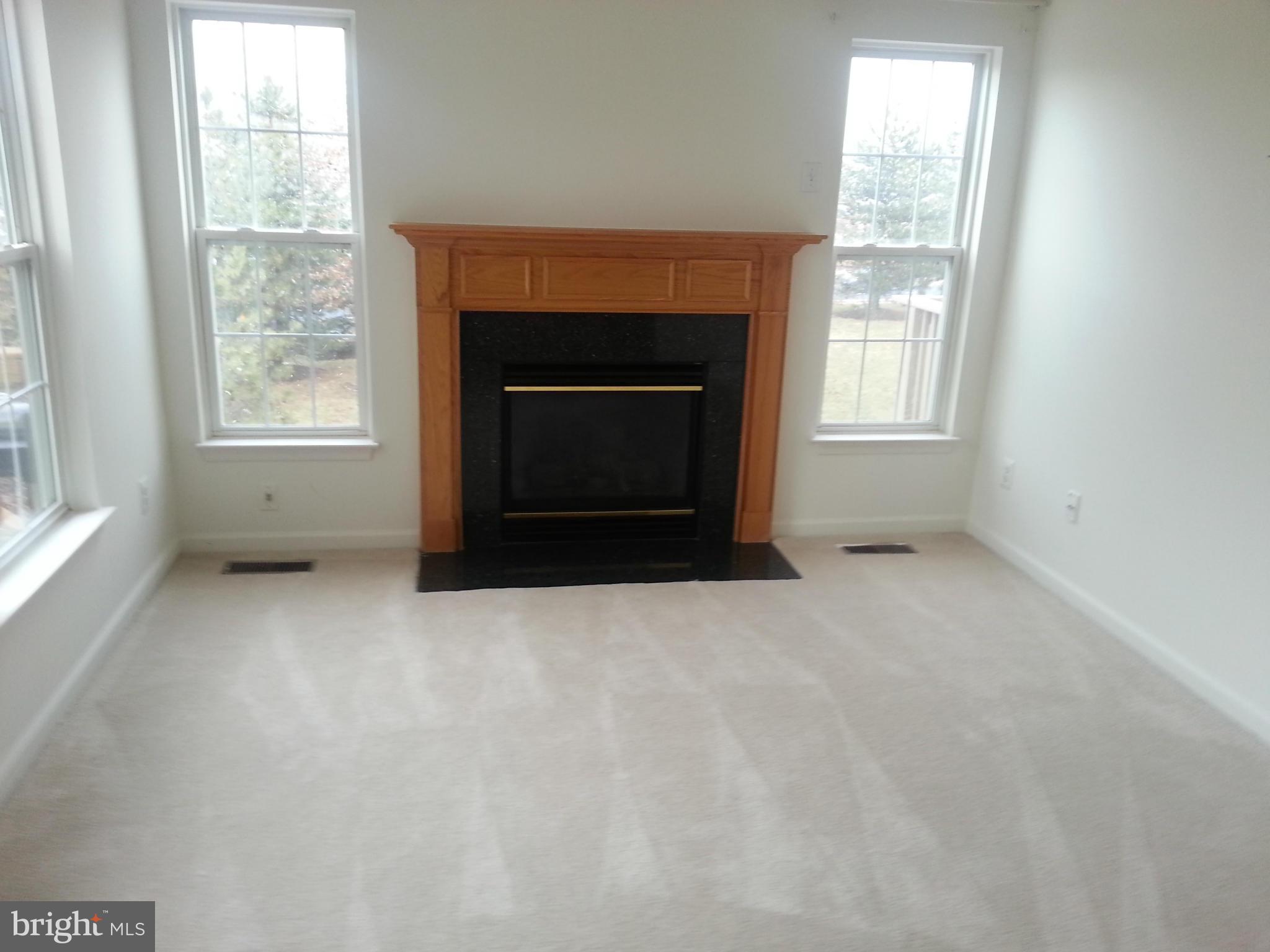 WELLESLEY - Residential Lease