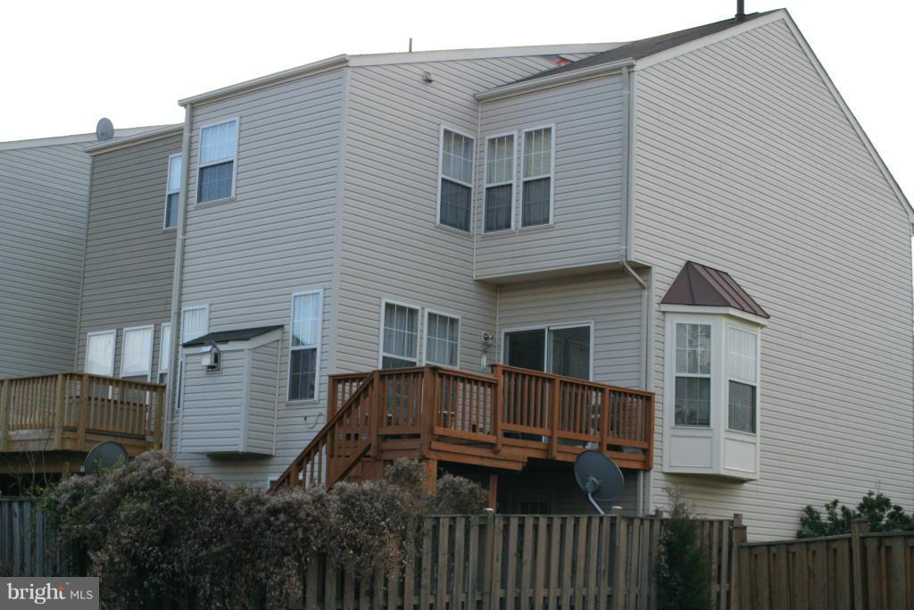 WELLESLEY - Residential Lease