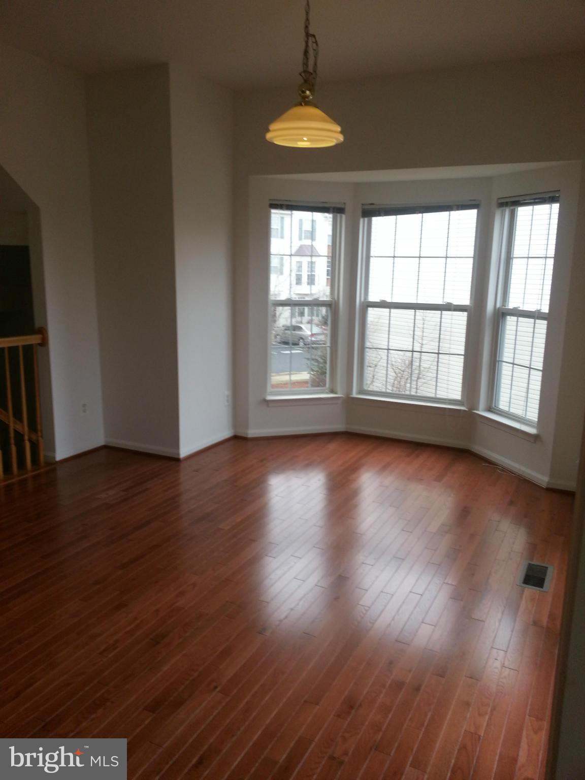 WELLESLEY - Residential Lease