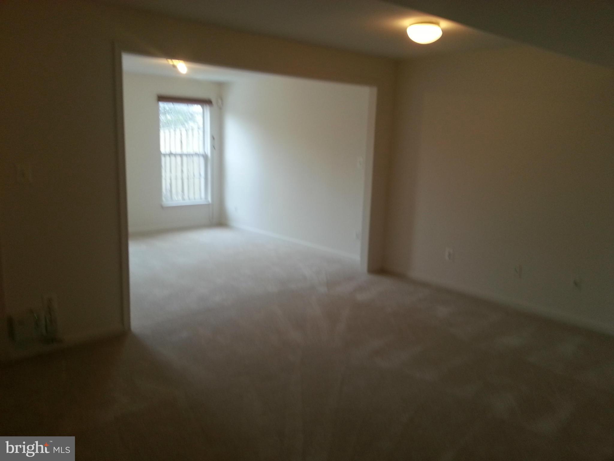 WELLESLEY - Residential Lease