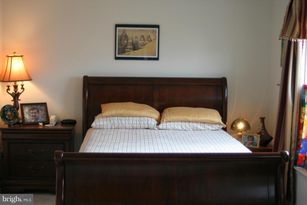 WELLESLEY - Residential Lease