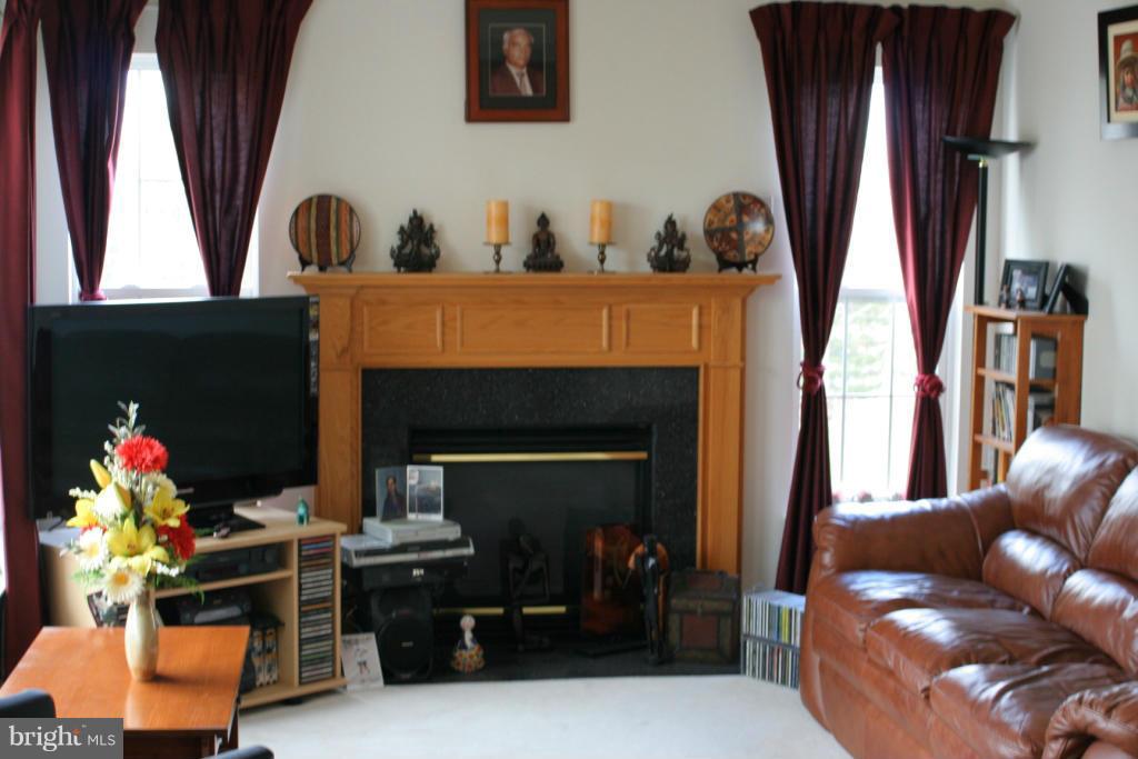 WELLESLEY - Residential Lease