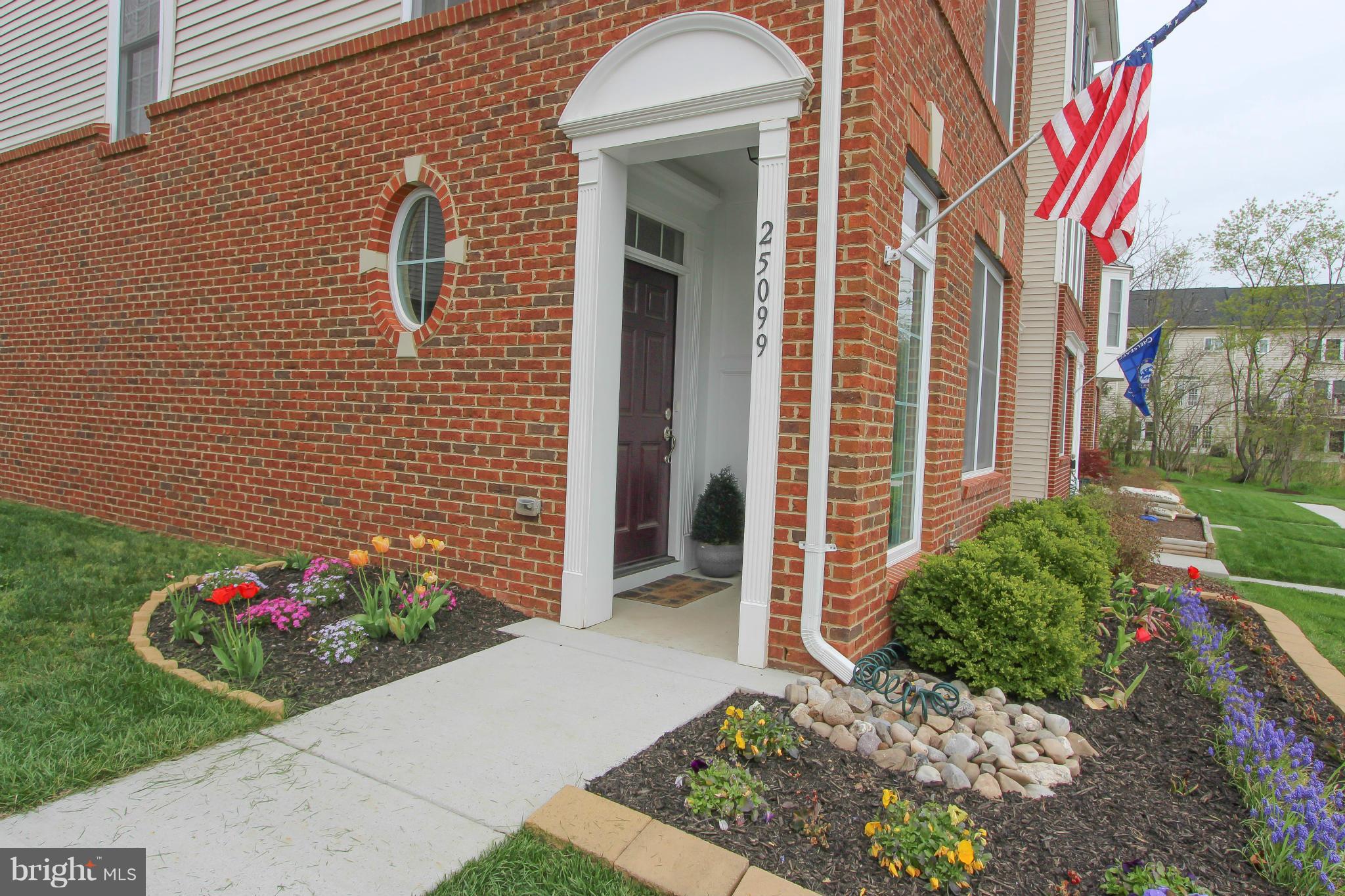 SOUTH RIDING - Residential