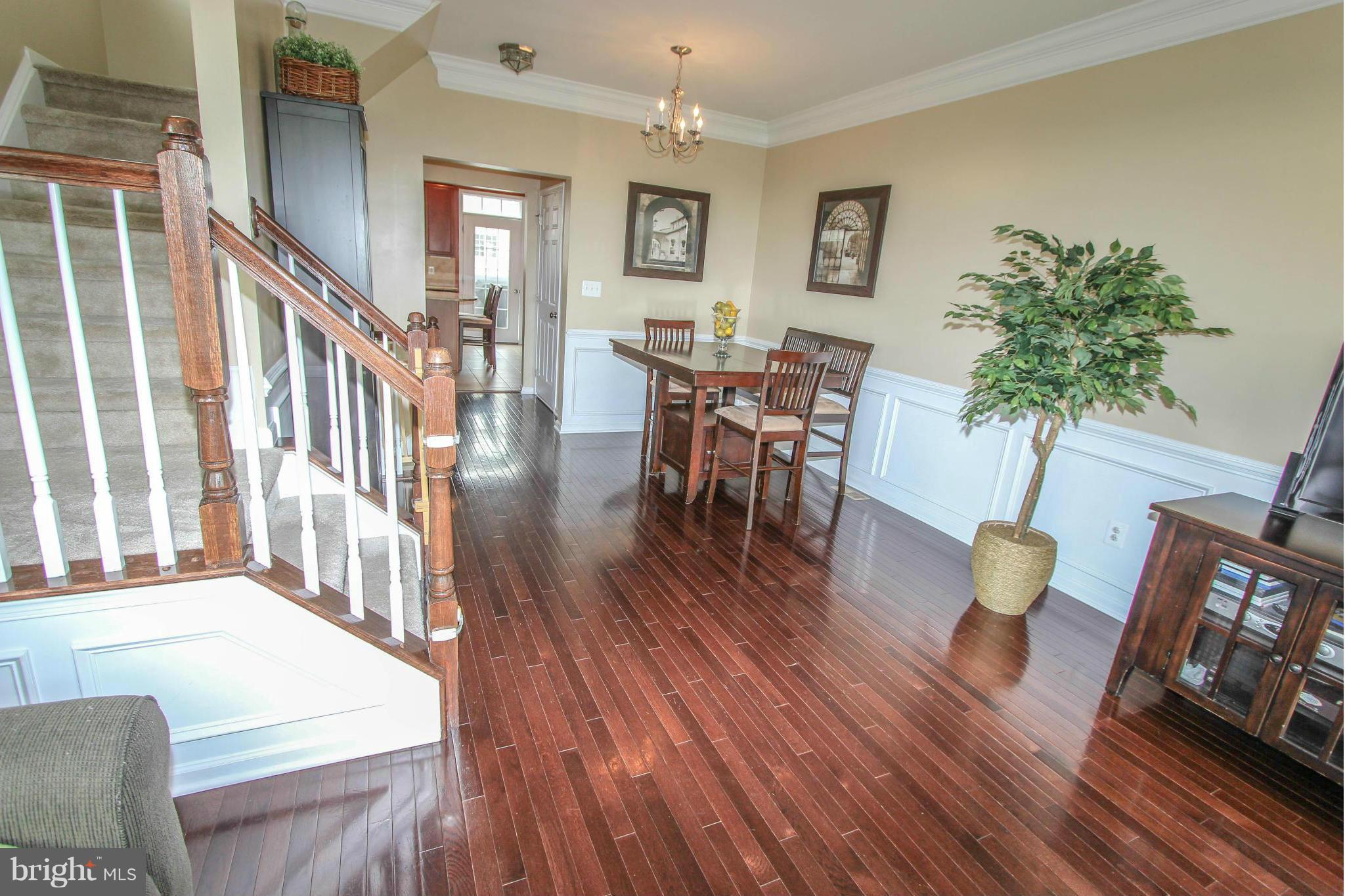 SOUTH RIDING - Residential