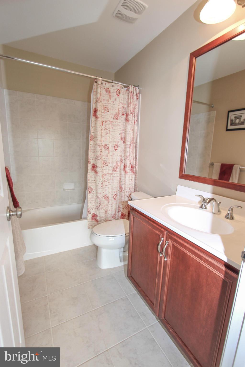 SOUTH RIDING - Residential