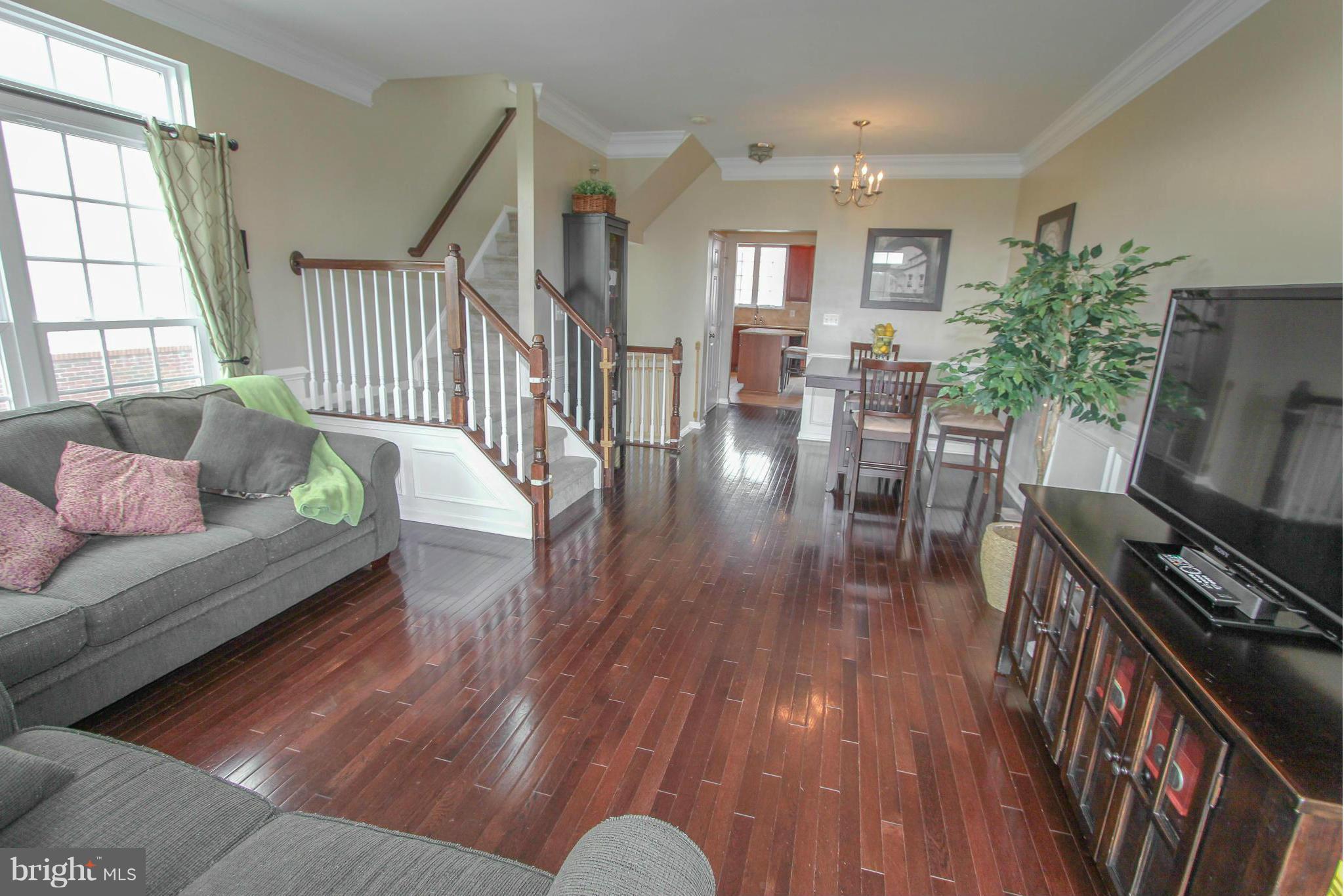 SOUTH RIDING - Residential