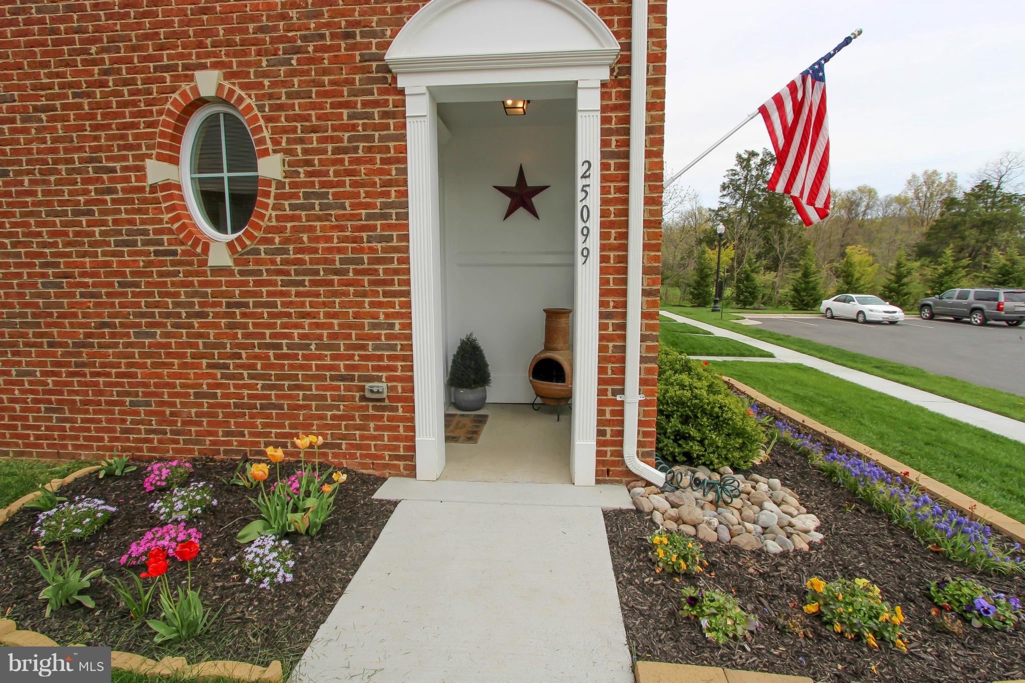 SOUTH RIDING - Residential