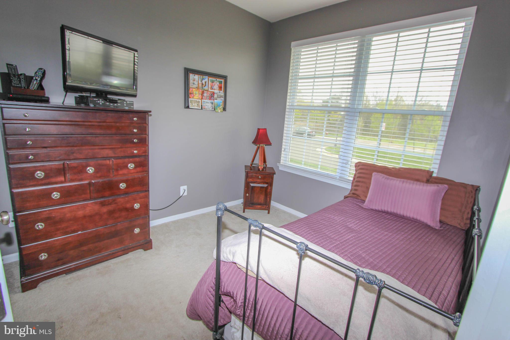 SOUTH RIDING - Residential