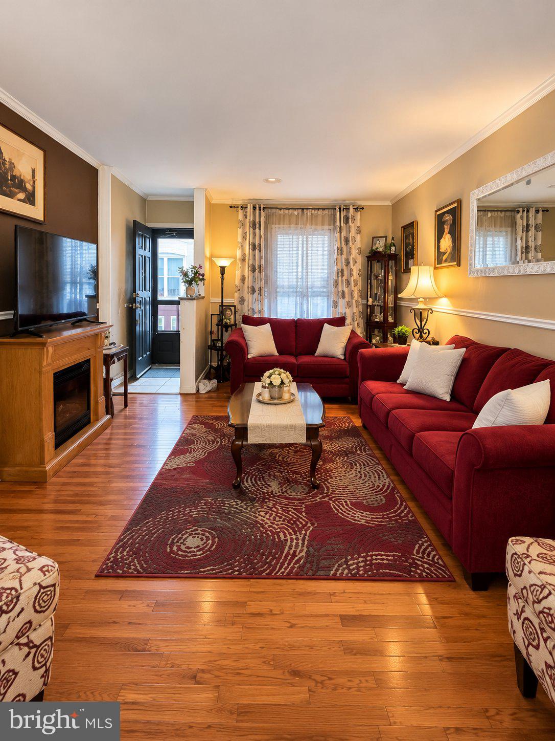 2429 S ALDER STREET