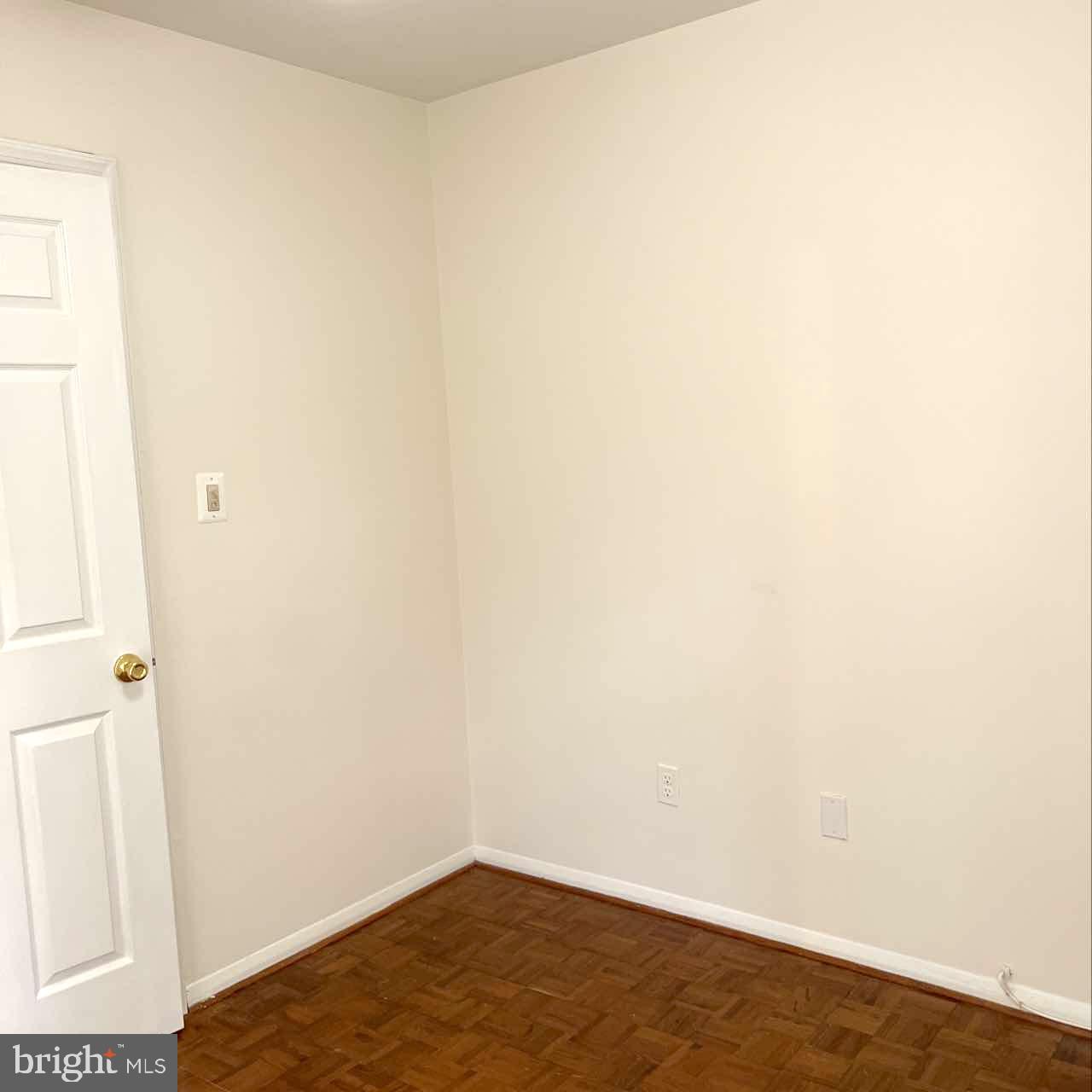 STRATHMEADE SQUARE - Residential Lease