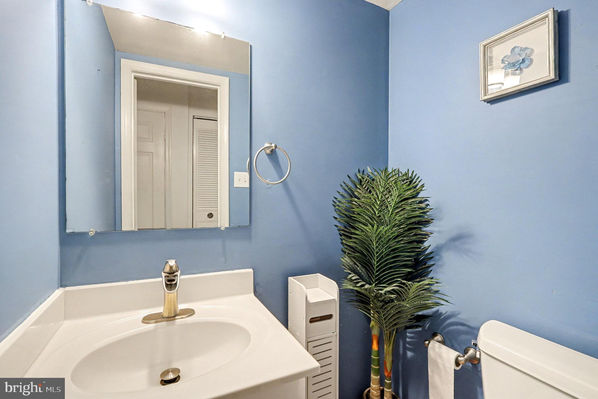 STRATHMEADE SQUARE - Residential Lease