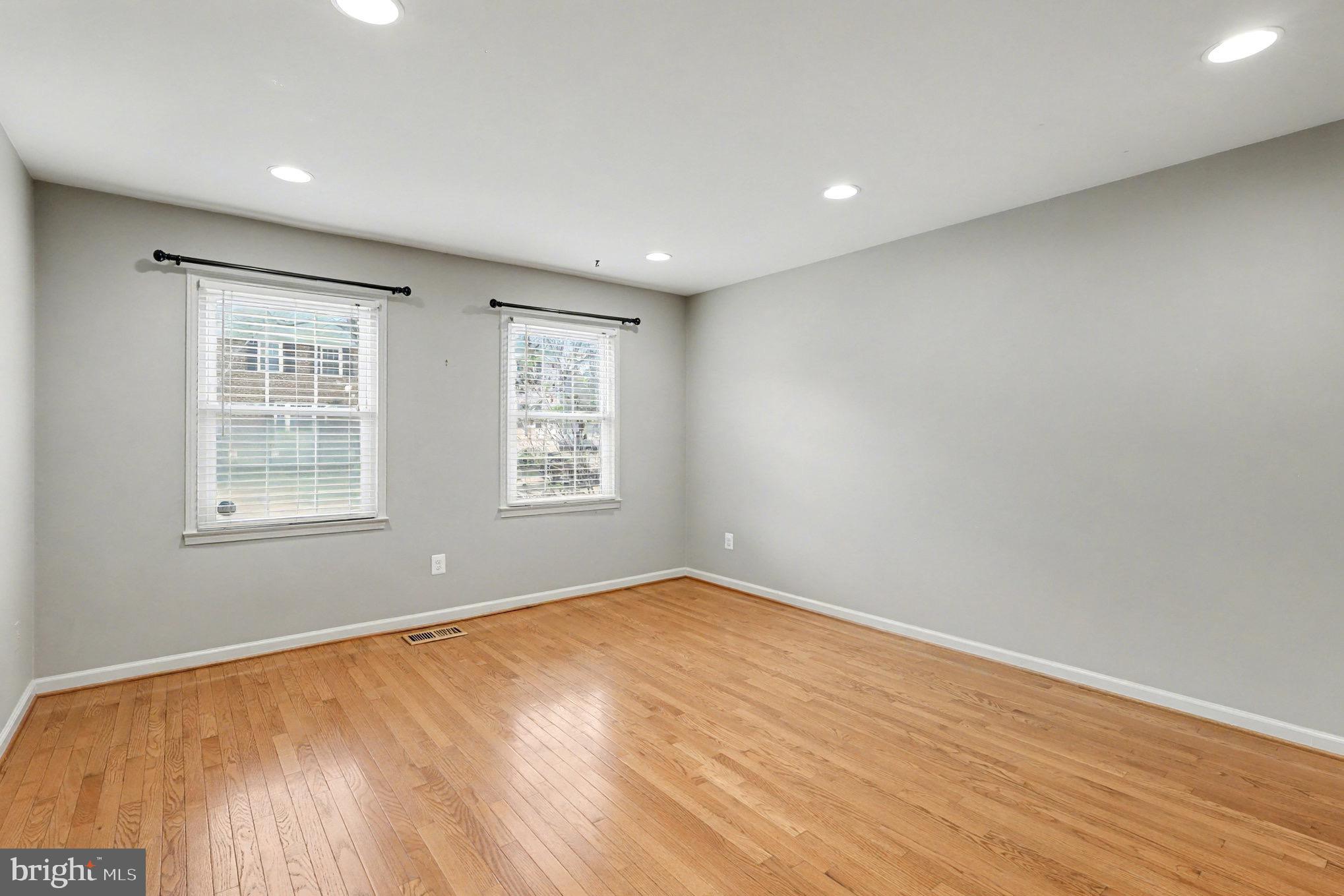 STRATHMEADE SQUARE - Residential Lease