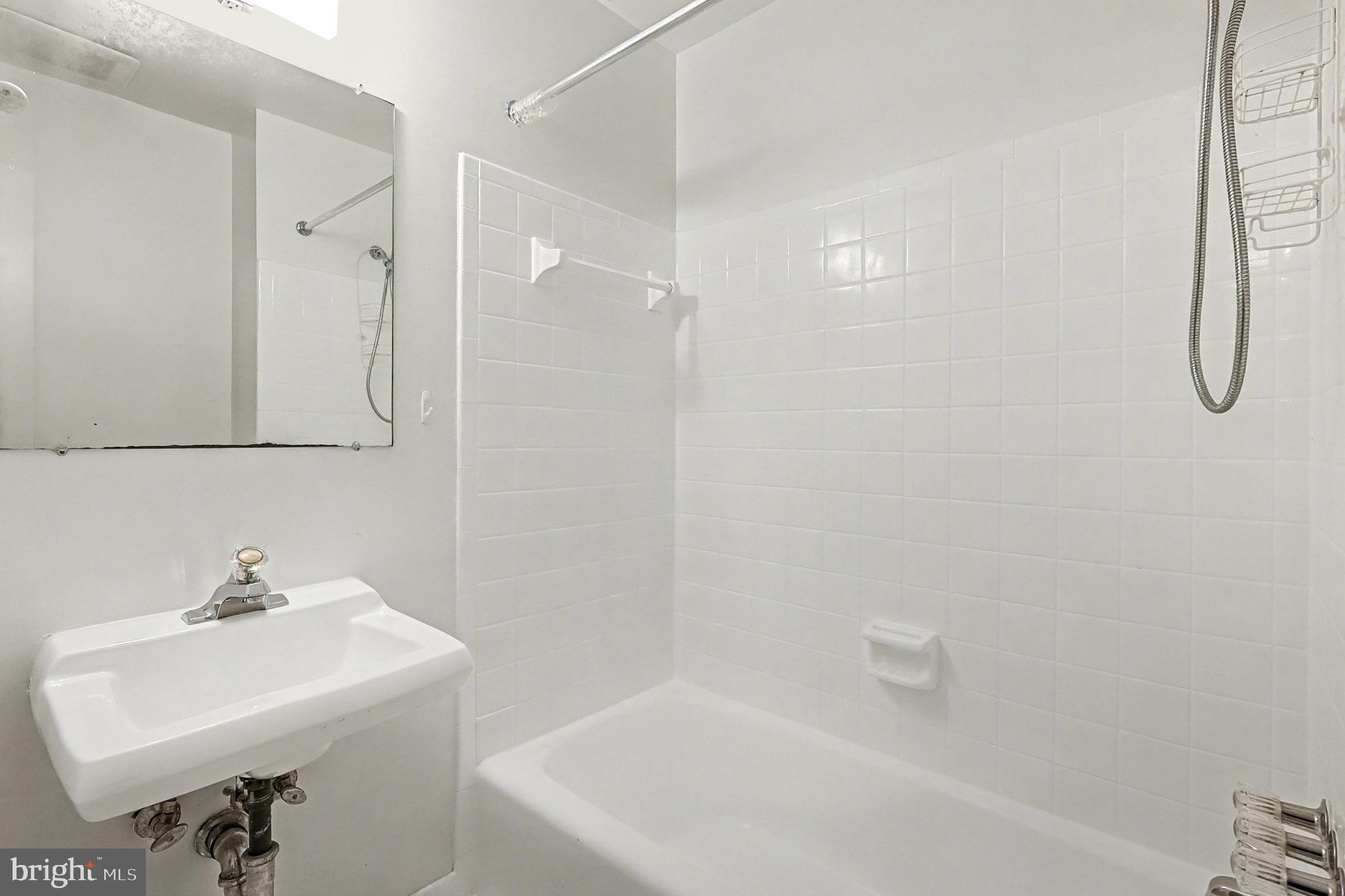 STRATHMEADE SQUARE - Residential Lease