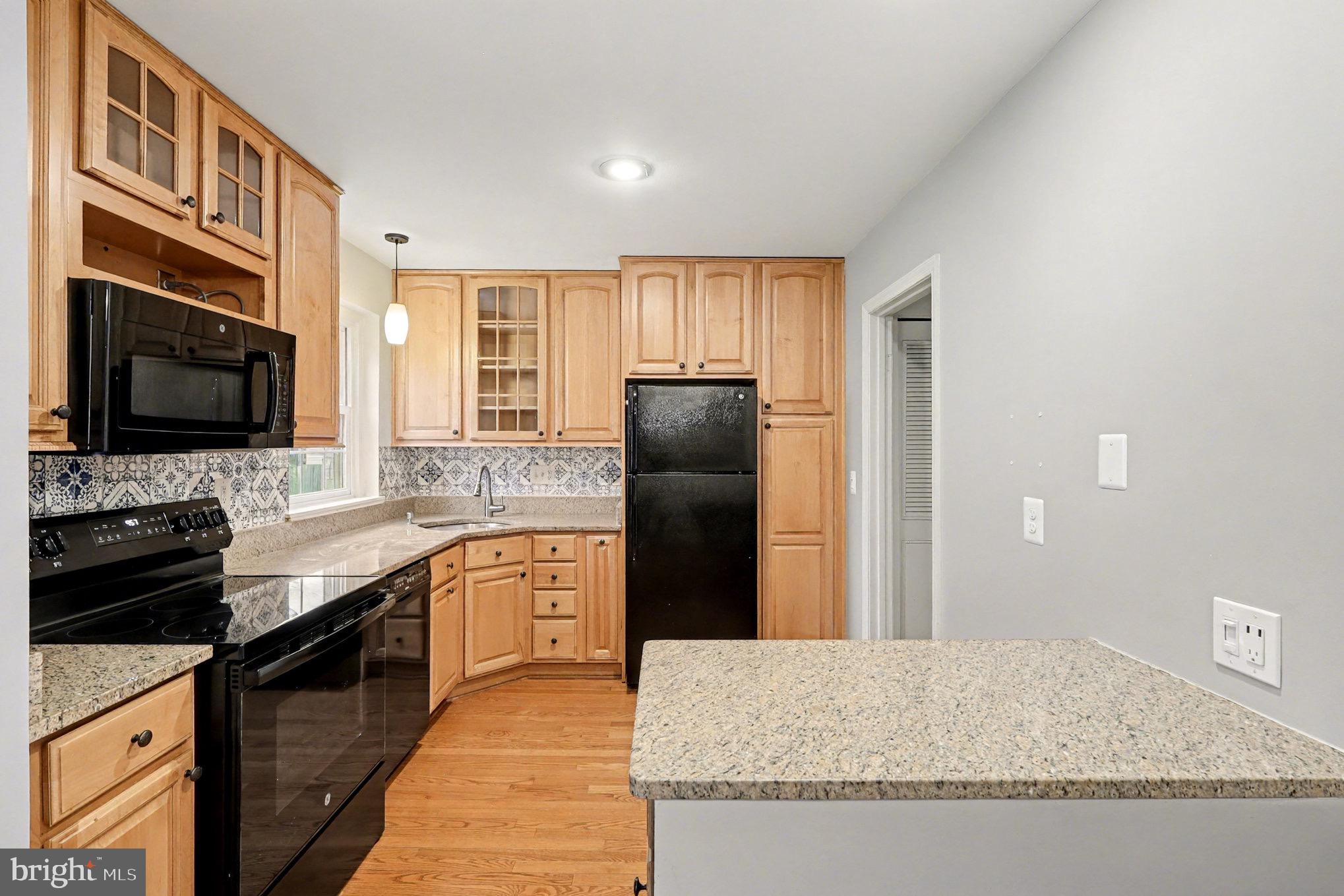 STRATHMEADE SQUARE - Residential Lease