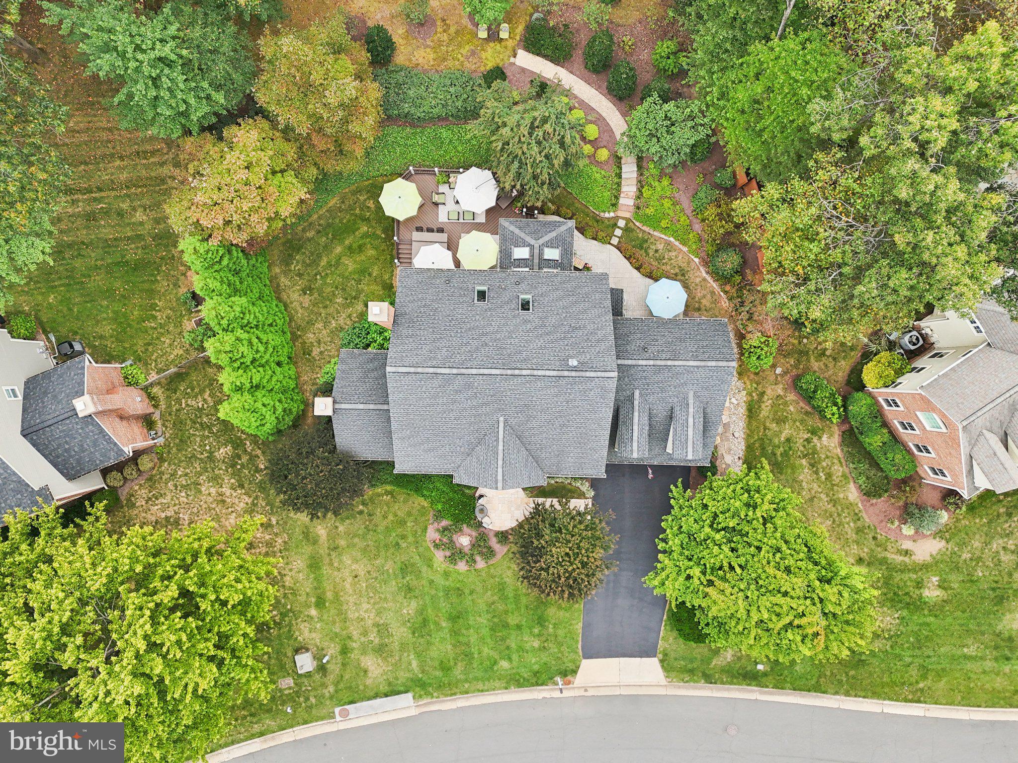 RESTON - Residential