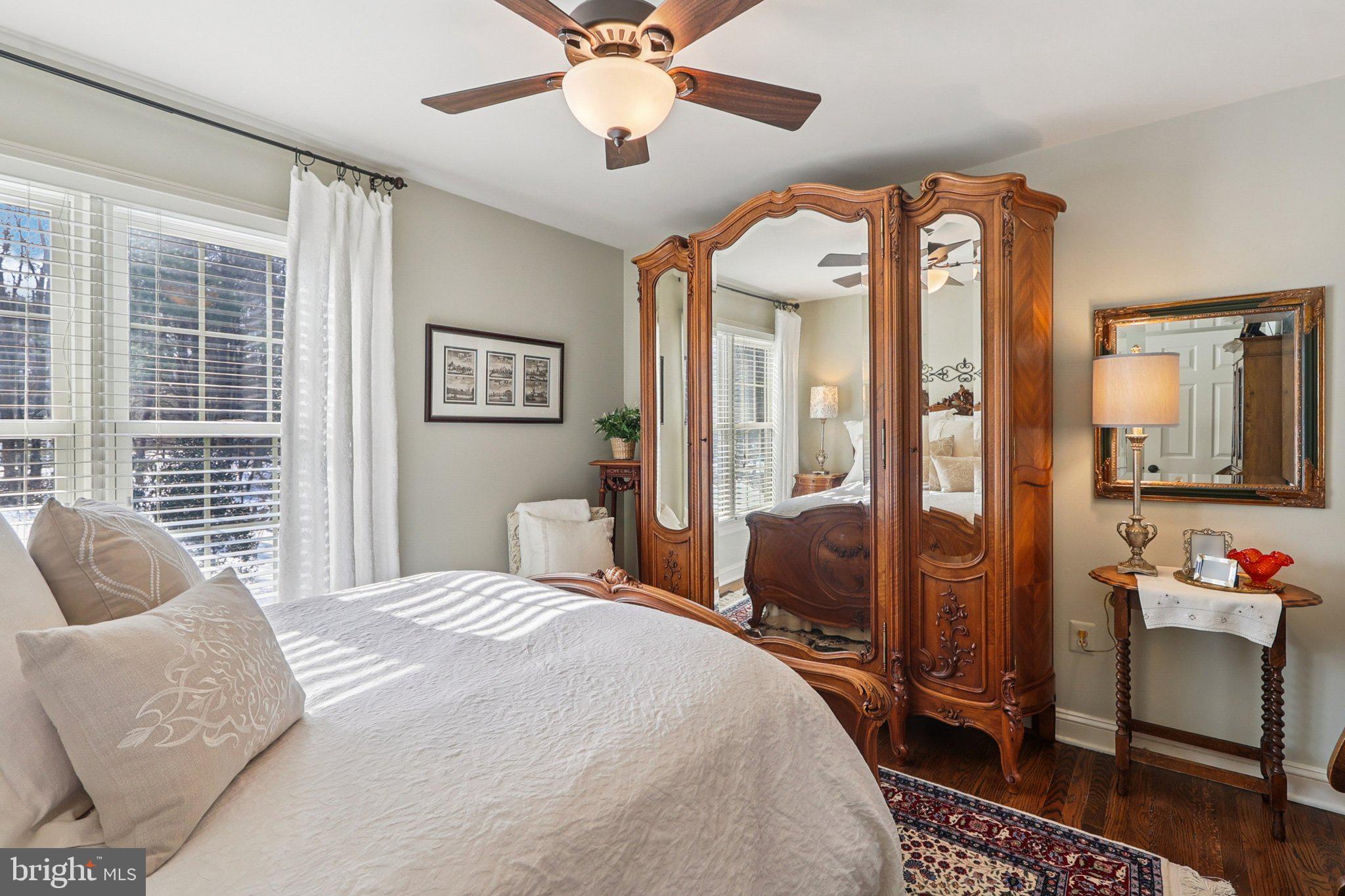 RESTON - Residential