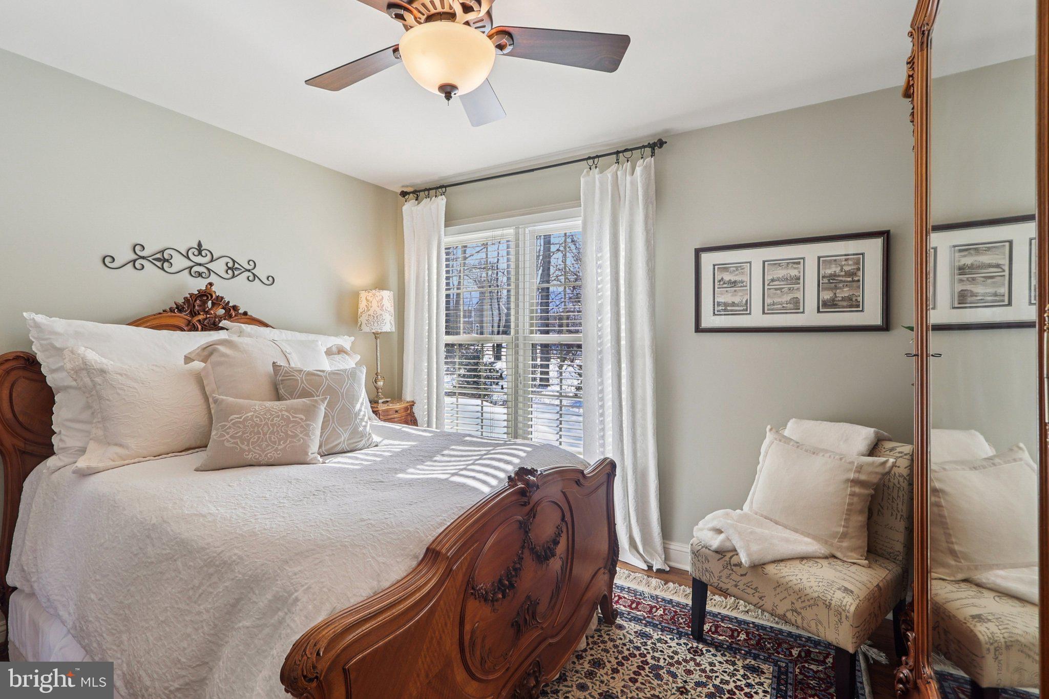 RESTON - Residential