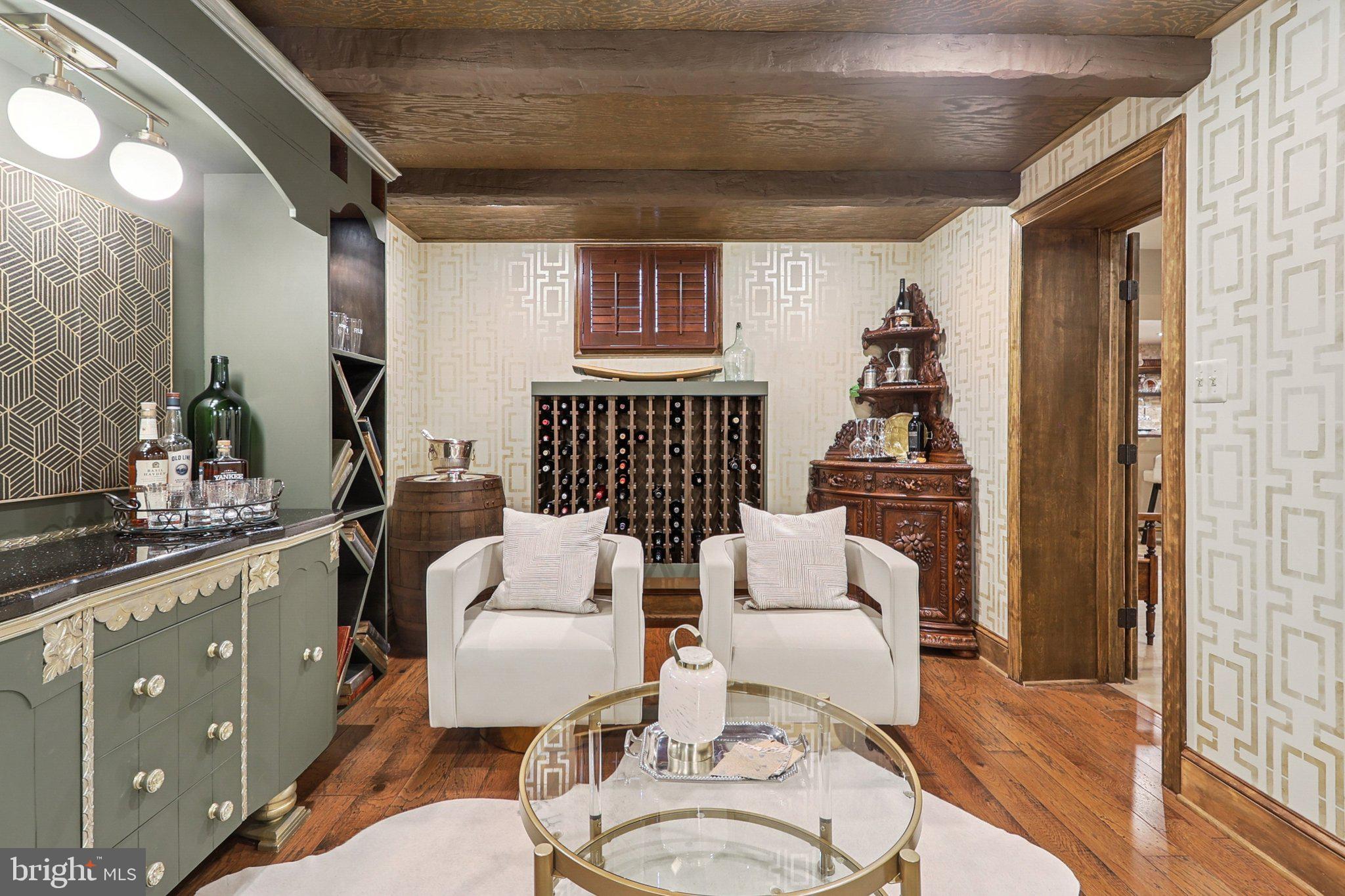 RESTON - Residential