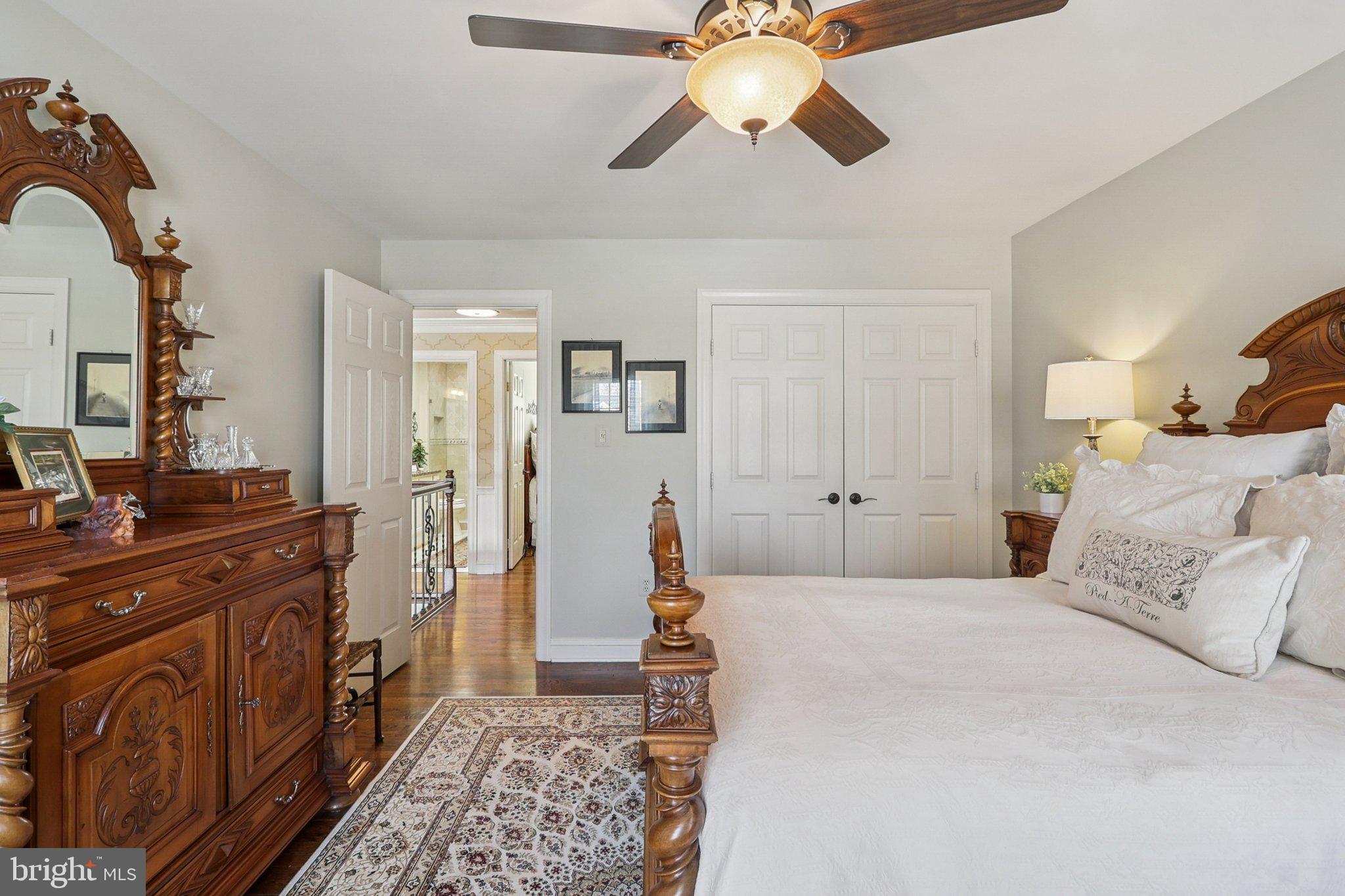 RESTON - Residential