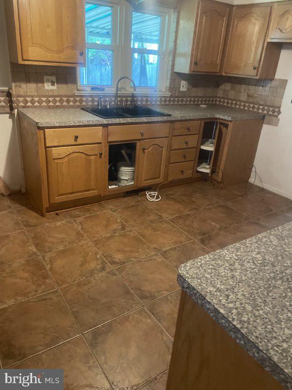 DORCHESTER ESTATES - Residential