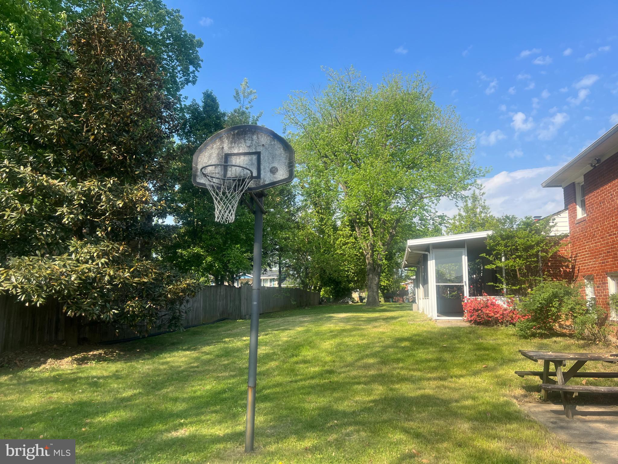 DORCHESTER ESTATES - Residential