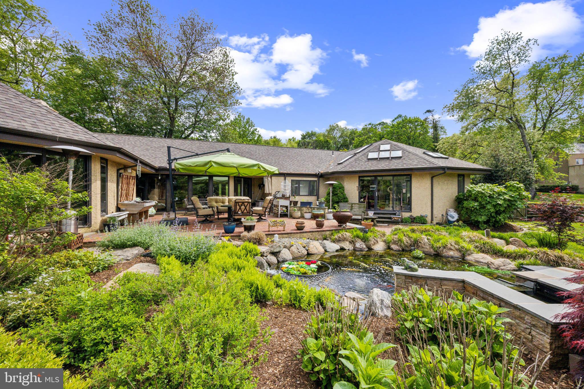 LAFAYETTE HILL - Residential