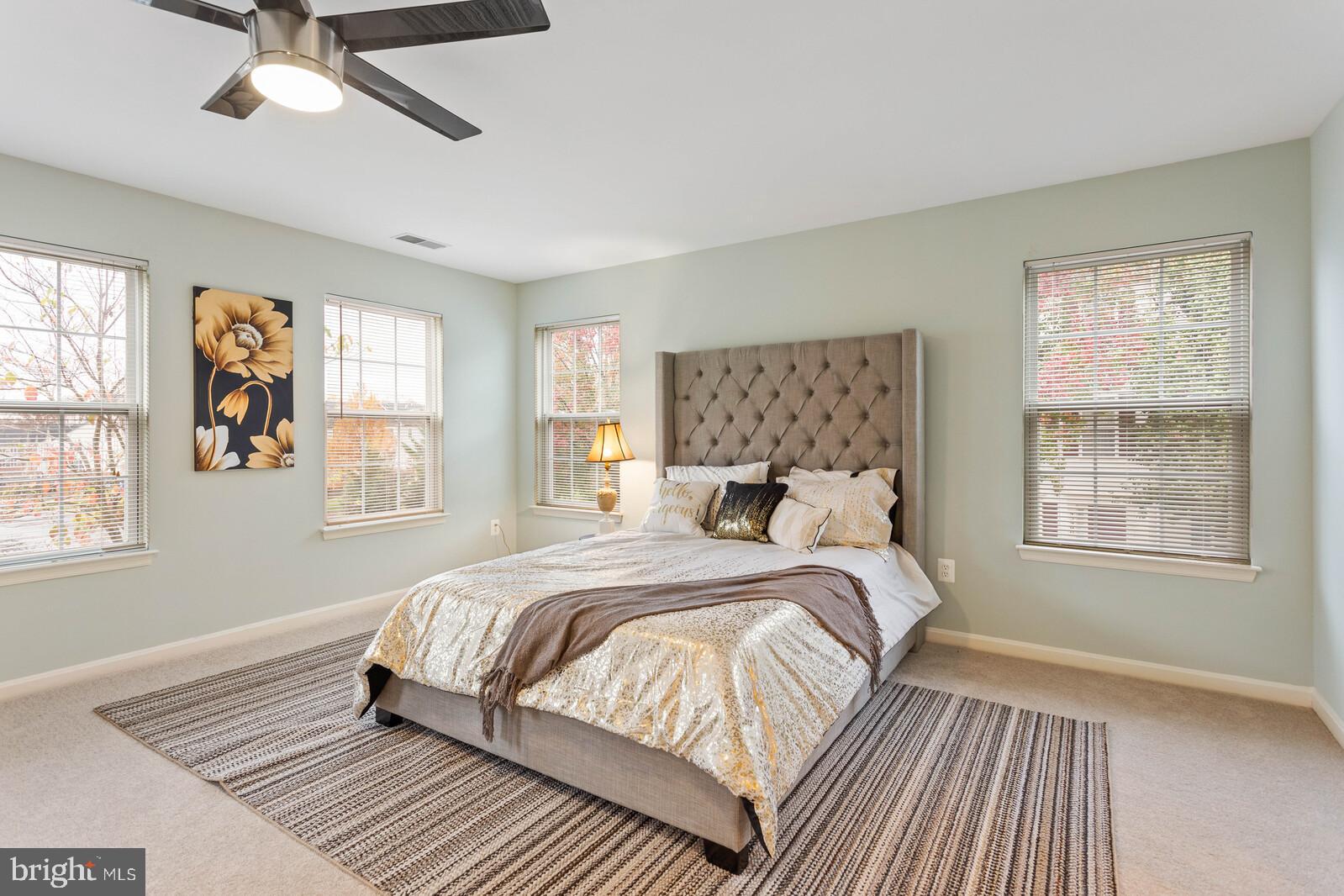 GROVEWOOD - Residential