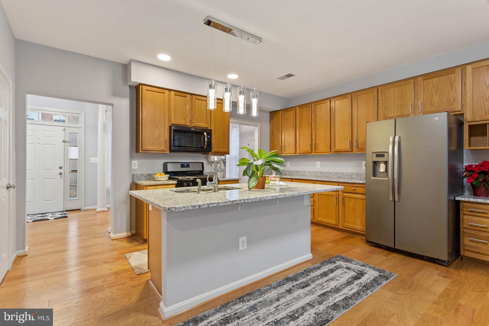 GROVEWOOD - Residential