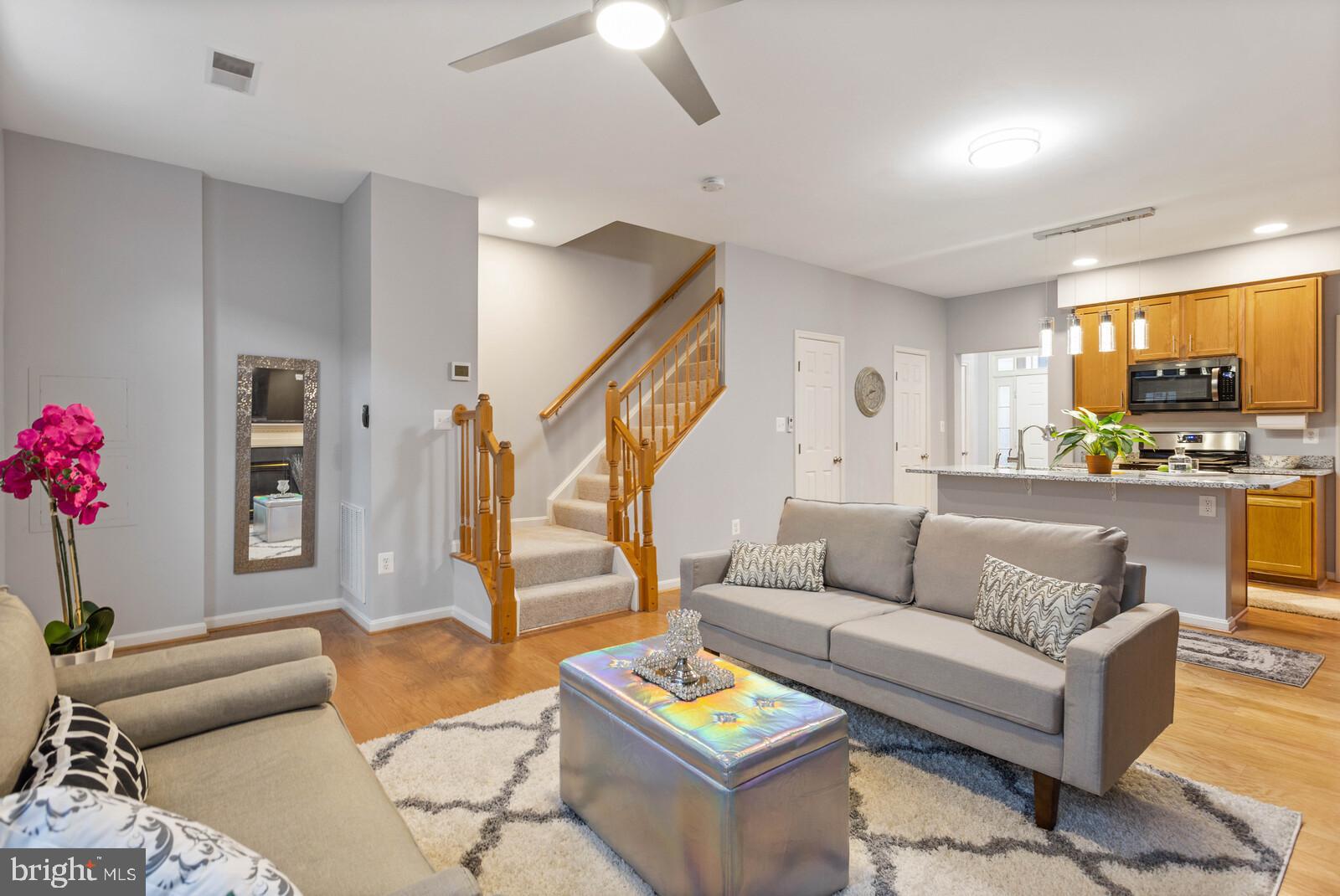 GROVEWOOD - Residential