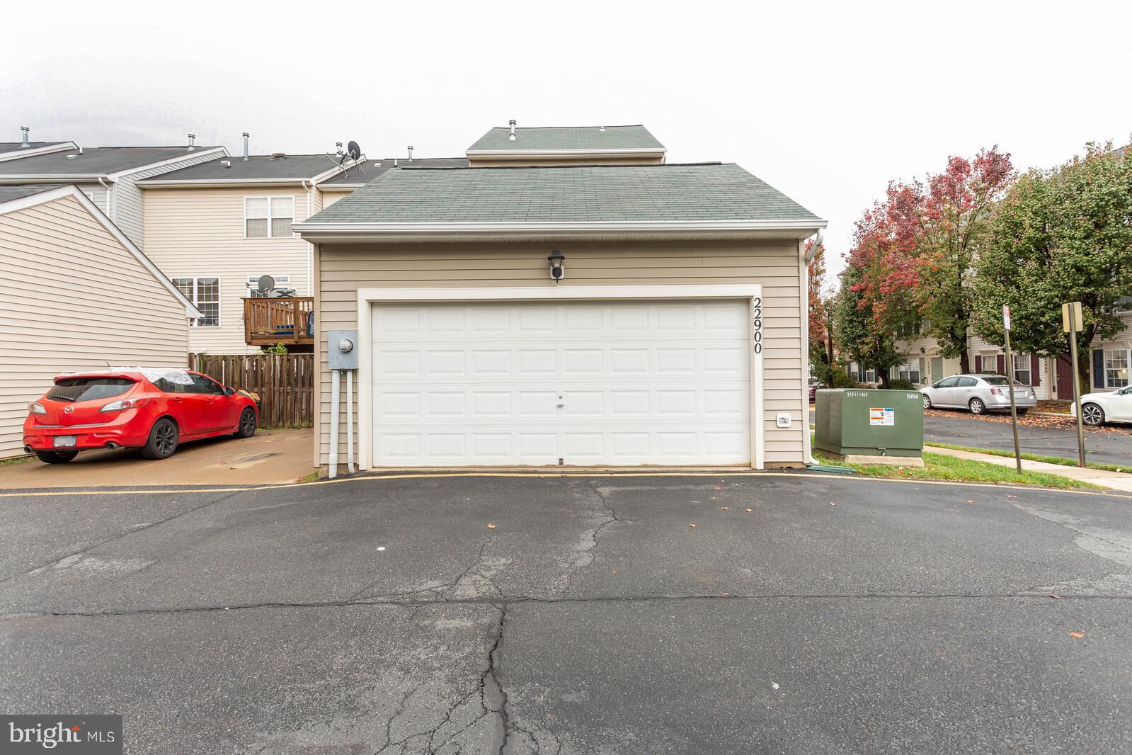 GROVEWOOD - Residential