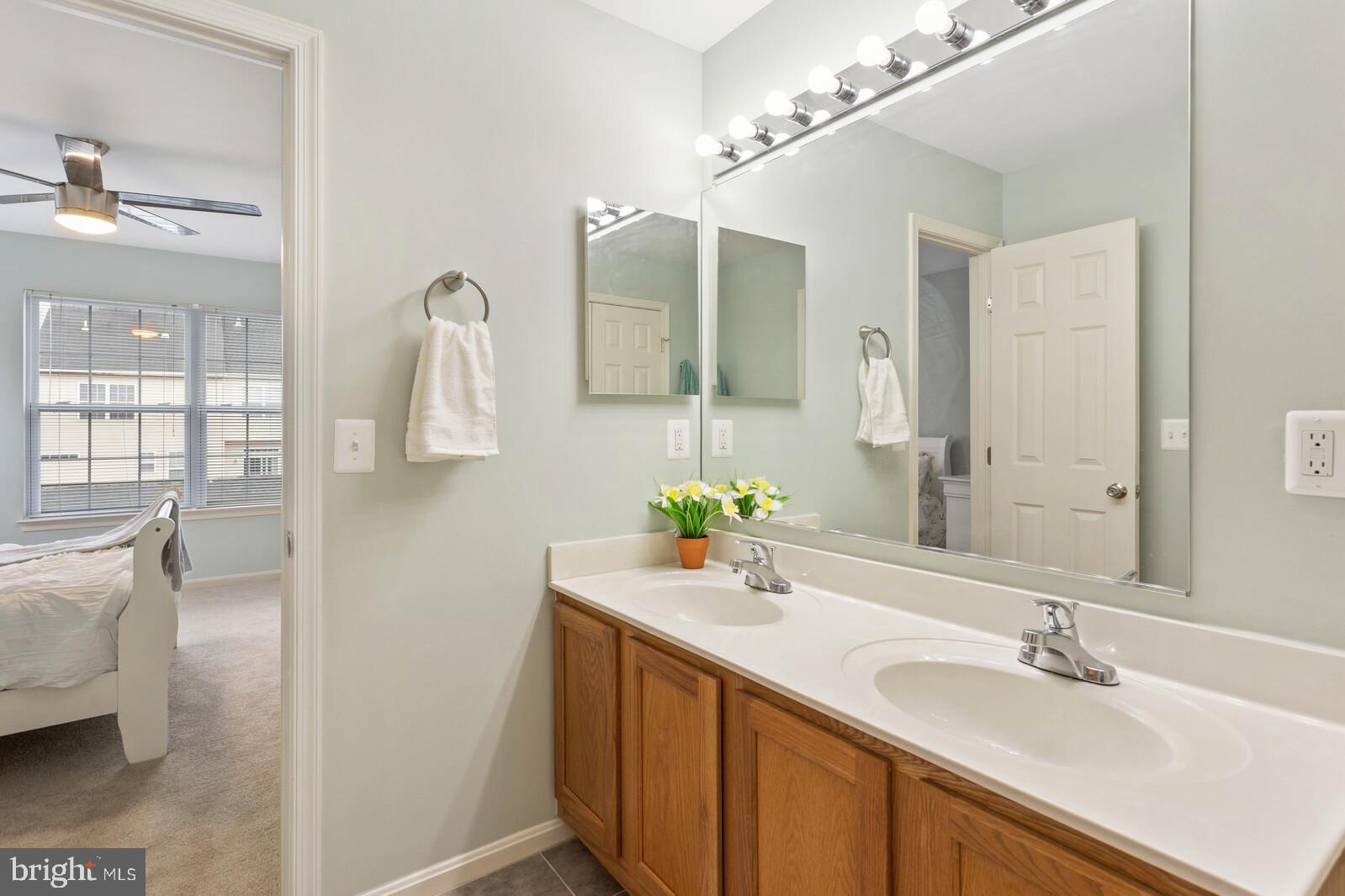 GROVEWOOD - Residential