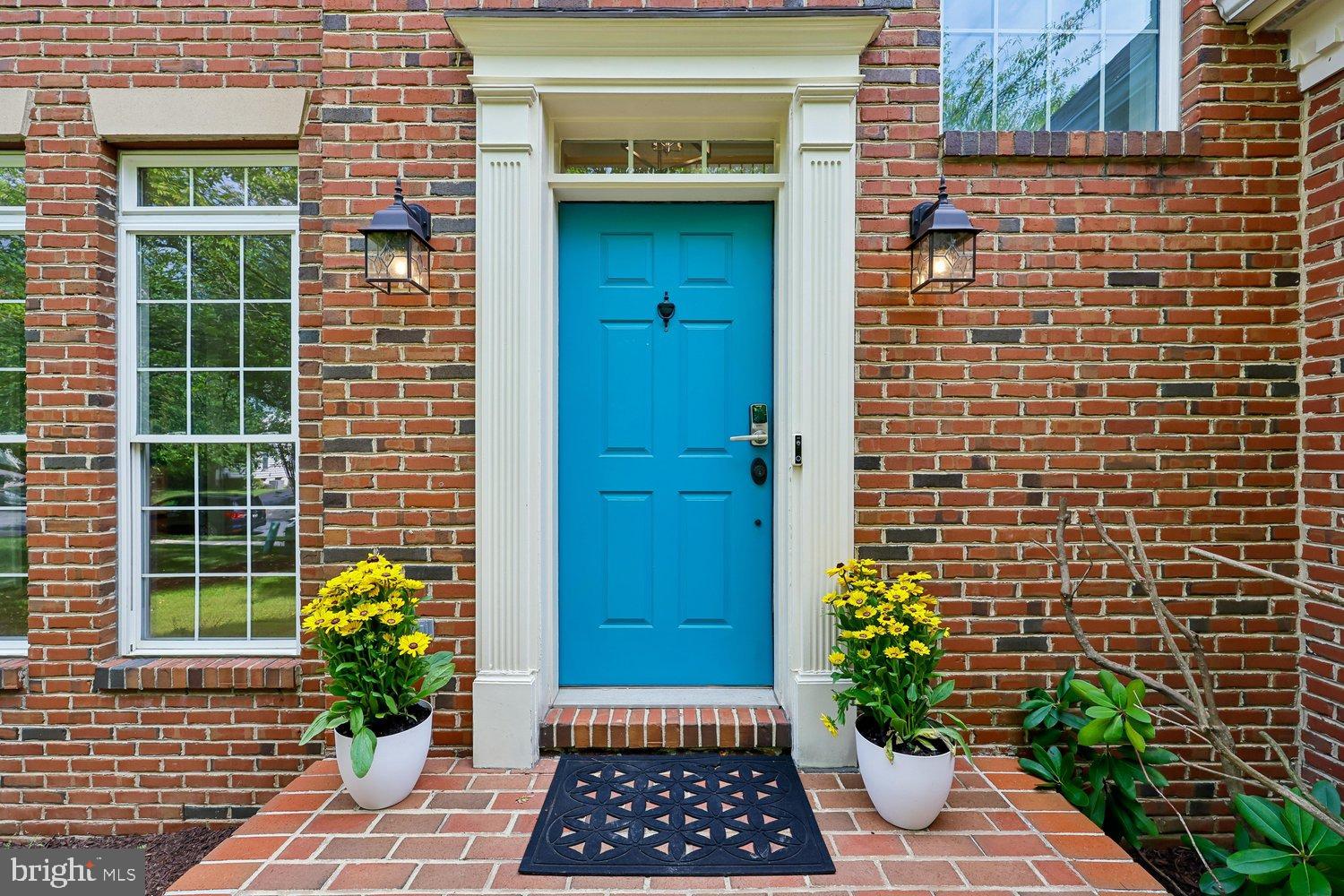 2 SENECA FOREST COURT