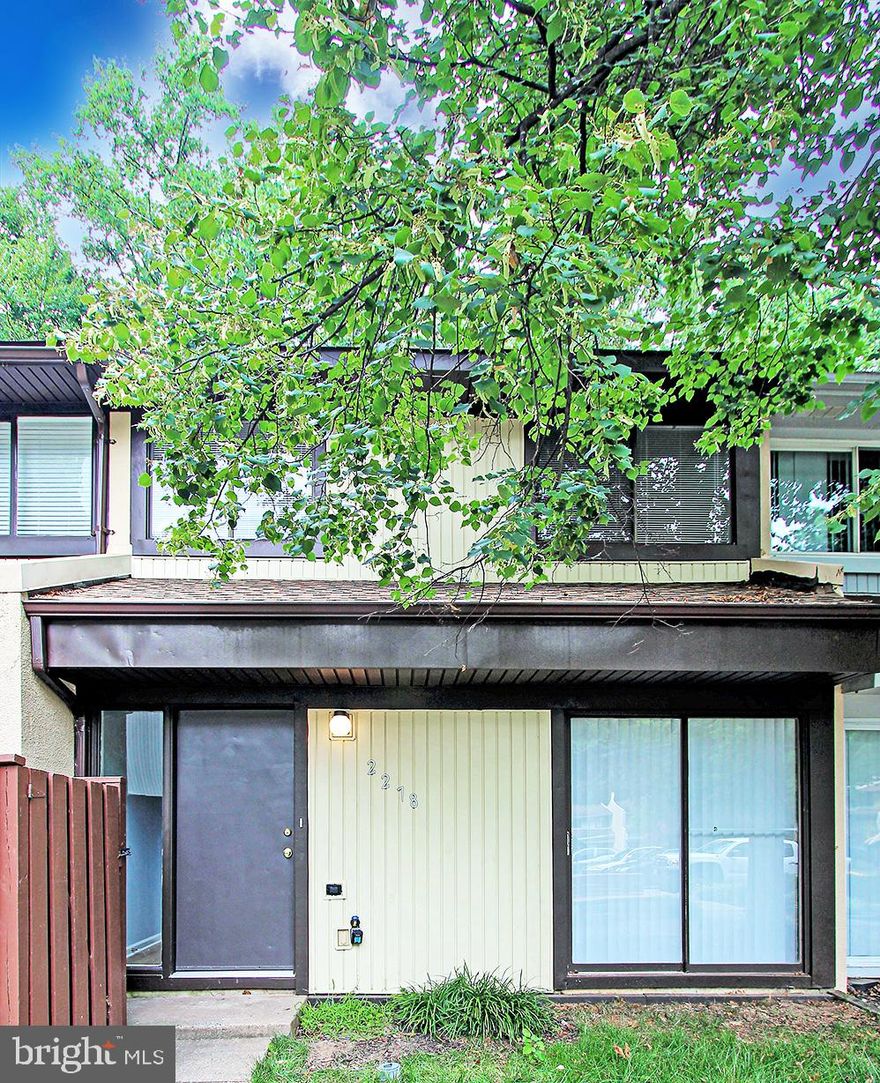 Available May 1st. Updated 3 Bedroom / 1 Full + 1 Half, two-level townhouse in Reston’s Dogwood Cluster. Entrance level is an open floorplan. Living room features luxury vinyl plank flooring & recessed lighting. Eat-in kitchen leads to private outdoor deck & fenced-in backyard. Owners’ suite includes a large walk-in closet. Rent includes two assigned parking spaces. Lots of street parking nearby. Reston Association amenities. Close to Reston Town Center, Silver Line metro & 267. Pet friendly.