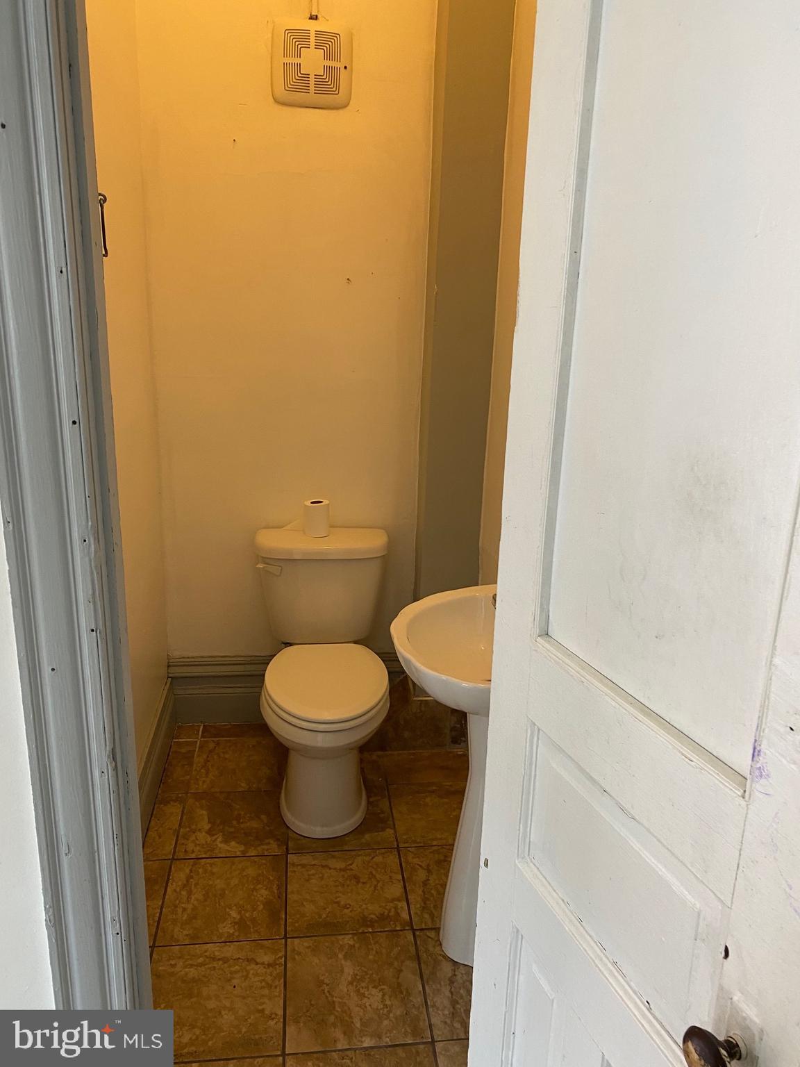 114 S 6TH STREET